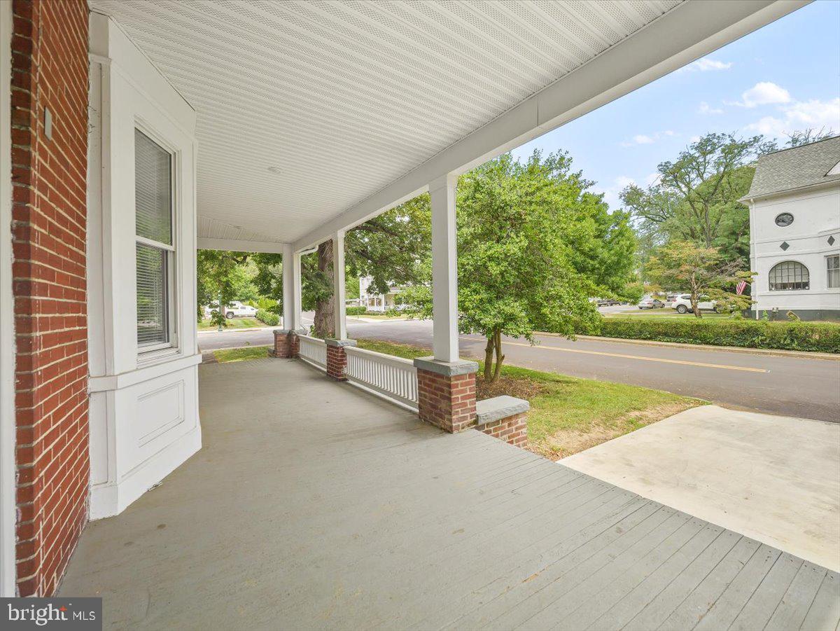 OAK HILL - Residential