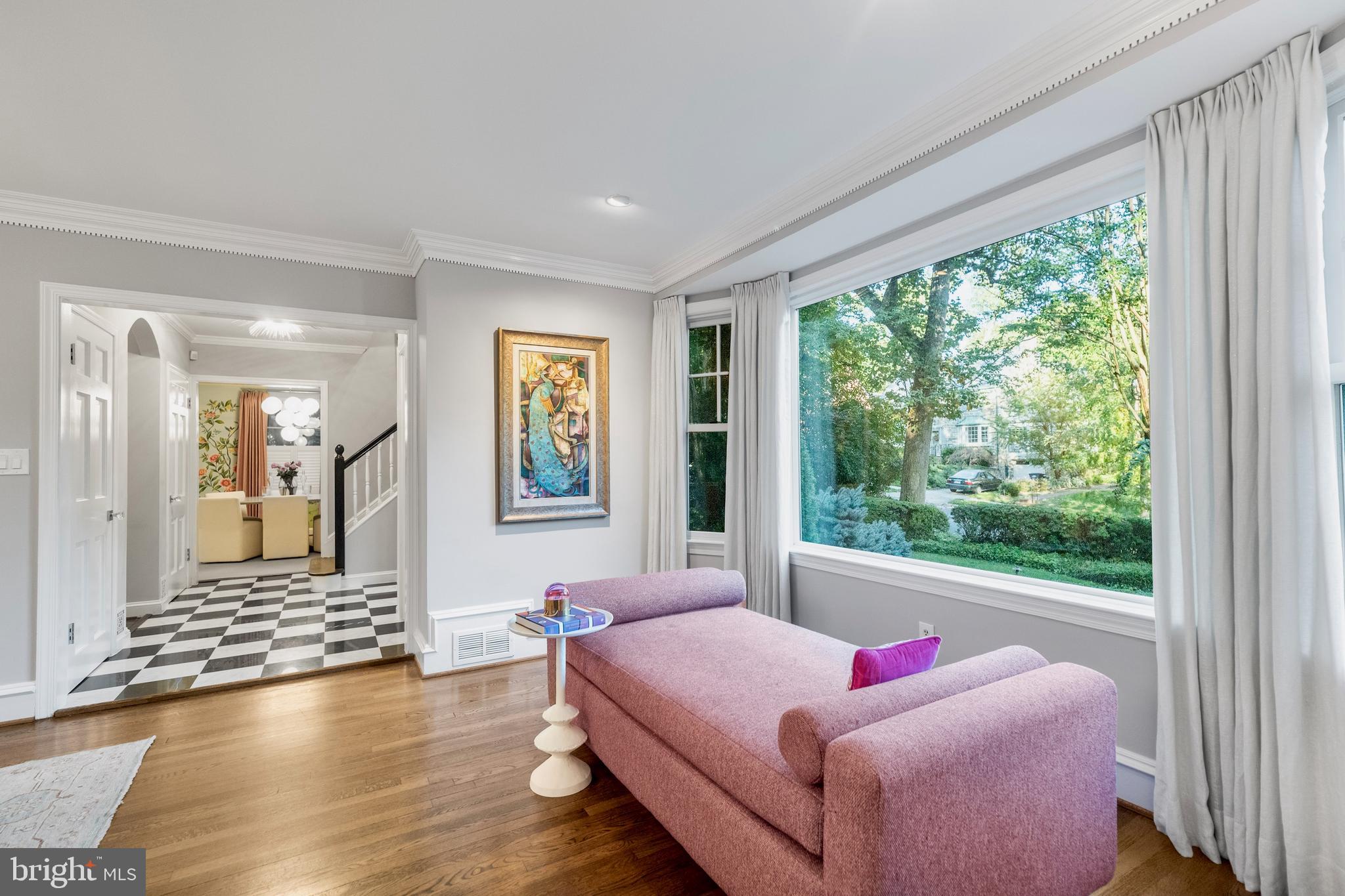 SPRING VALLEY - Residential