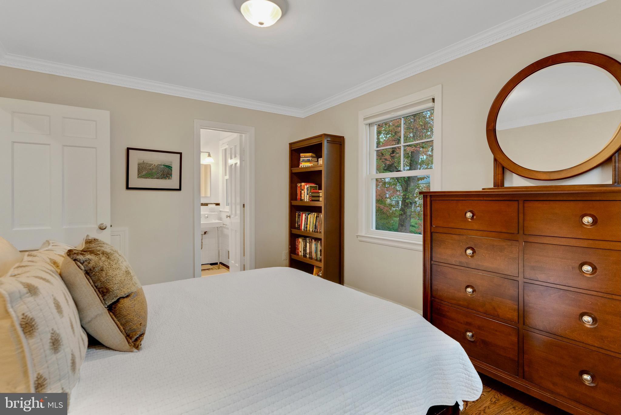 SPRING VALLEY - Residential