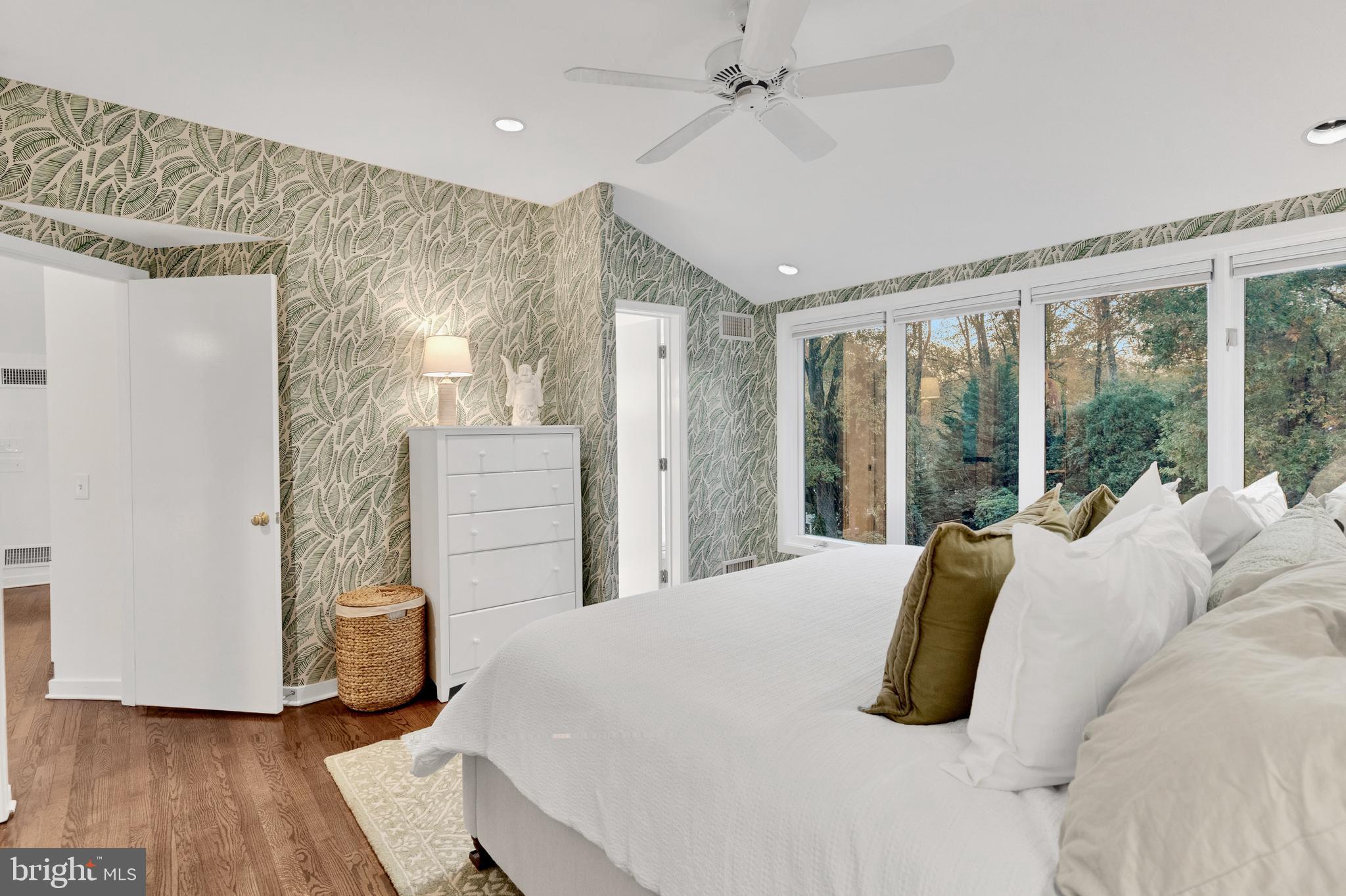 SPRING VALLEY - Residential