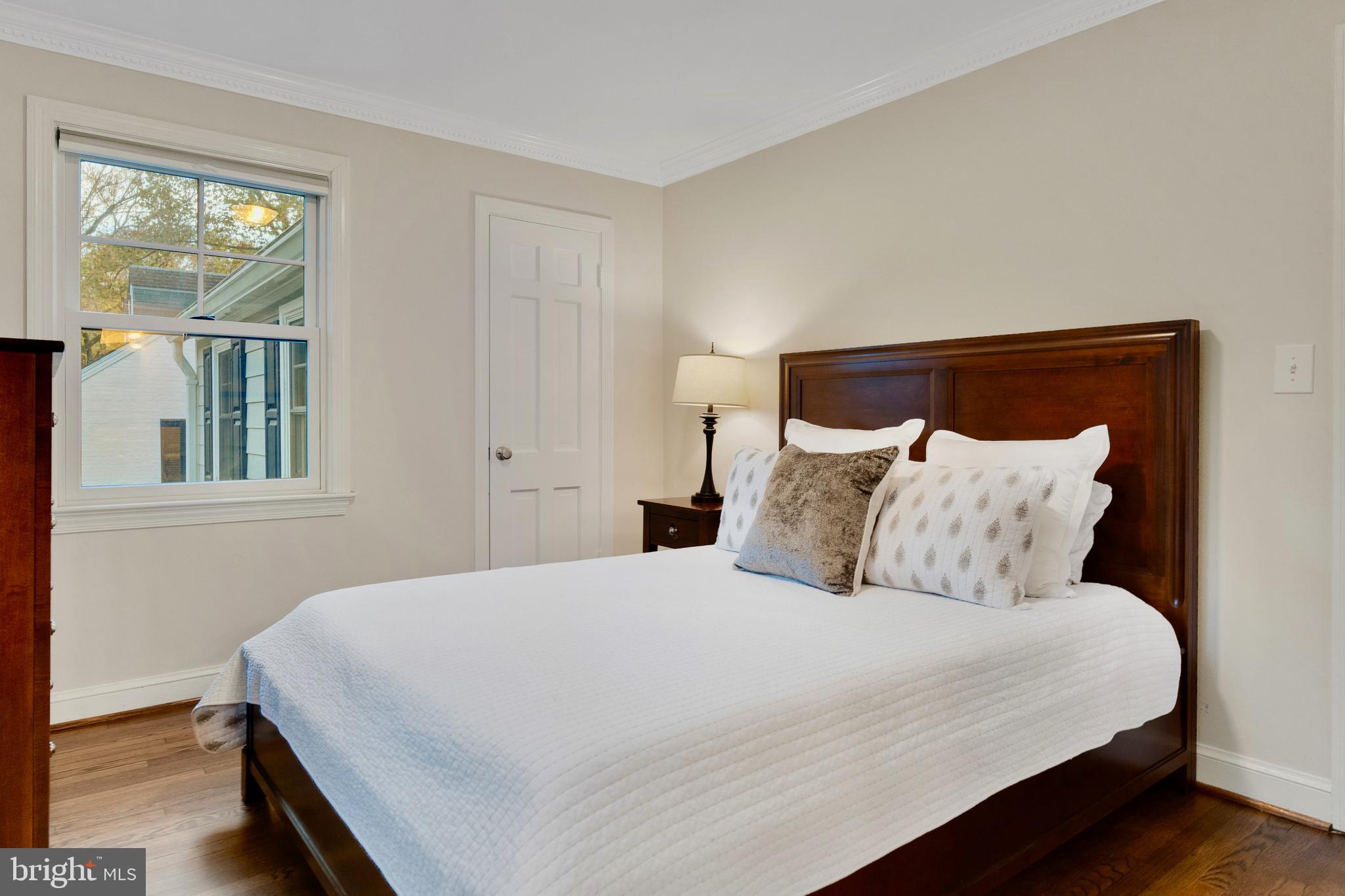 SPRING VALLEY - Residential