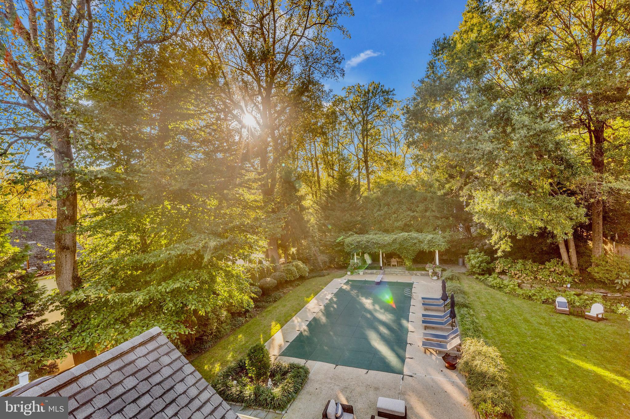 SPRING VALLEY - Residential