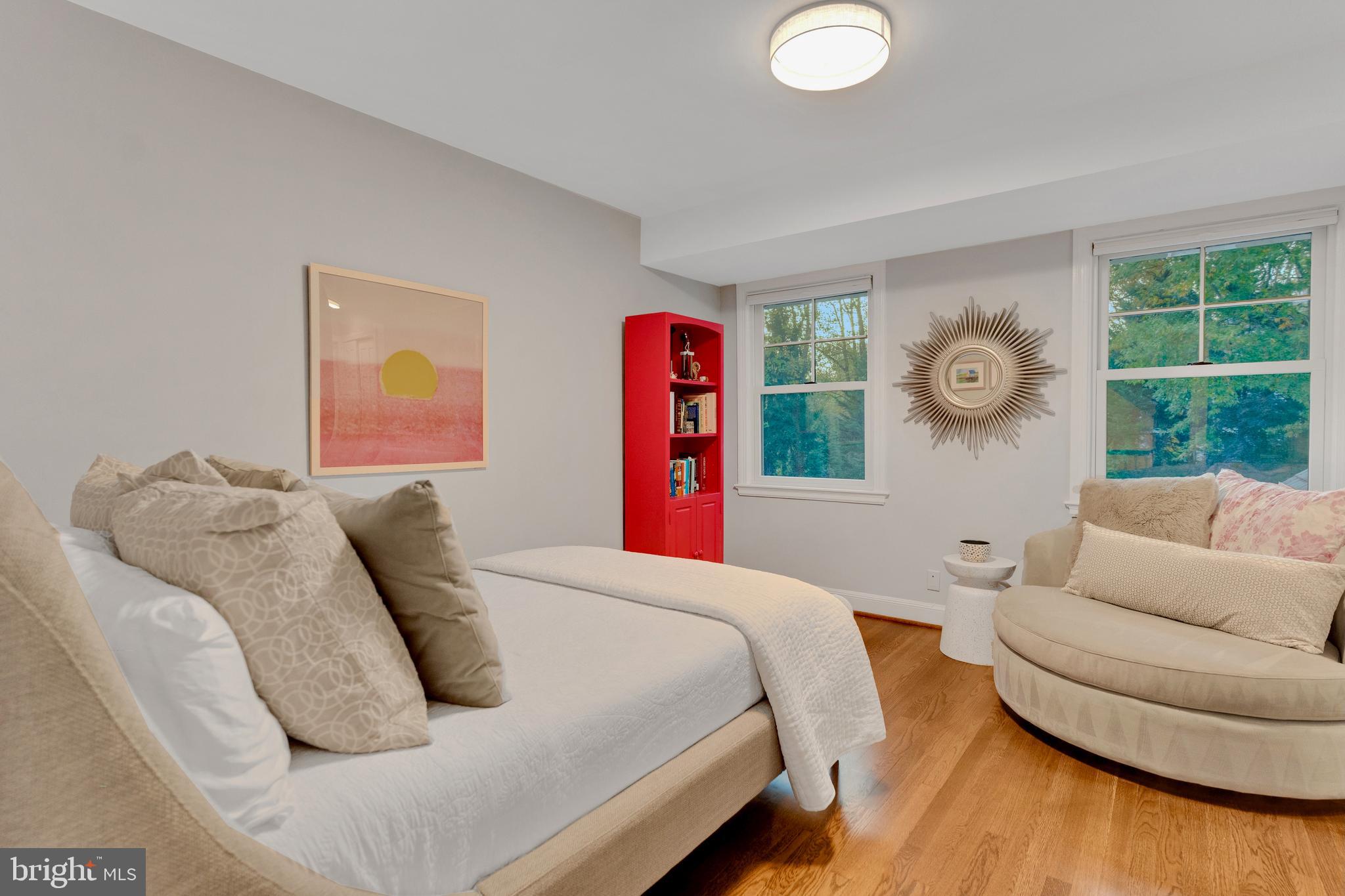 SPRING VALLEY - Residential