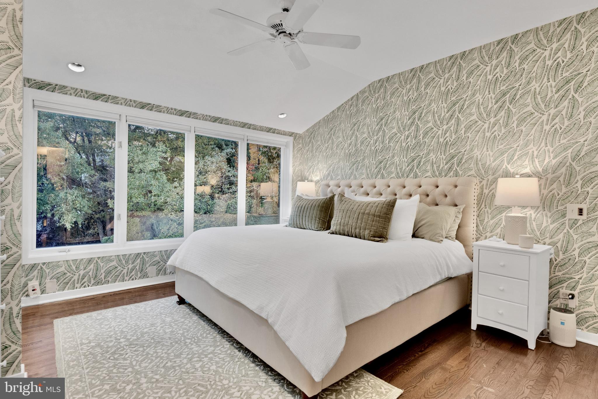 SPRING VALLEY - Residential