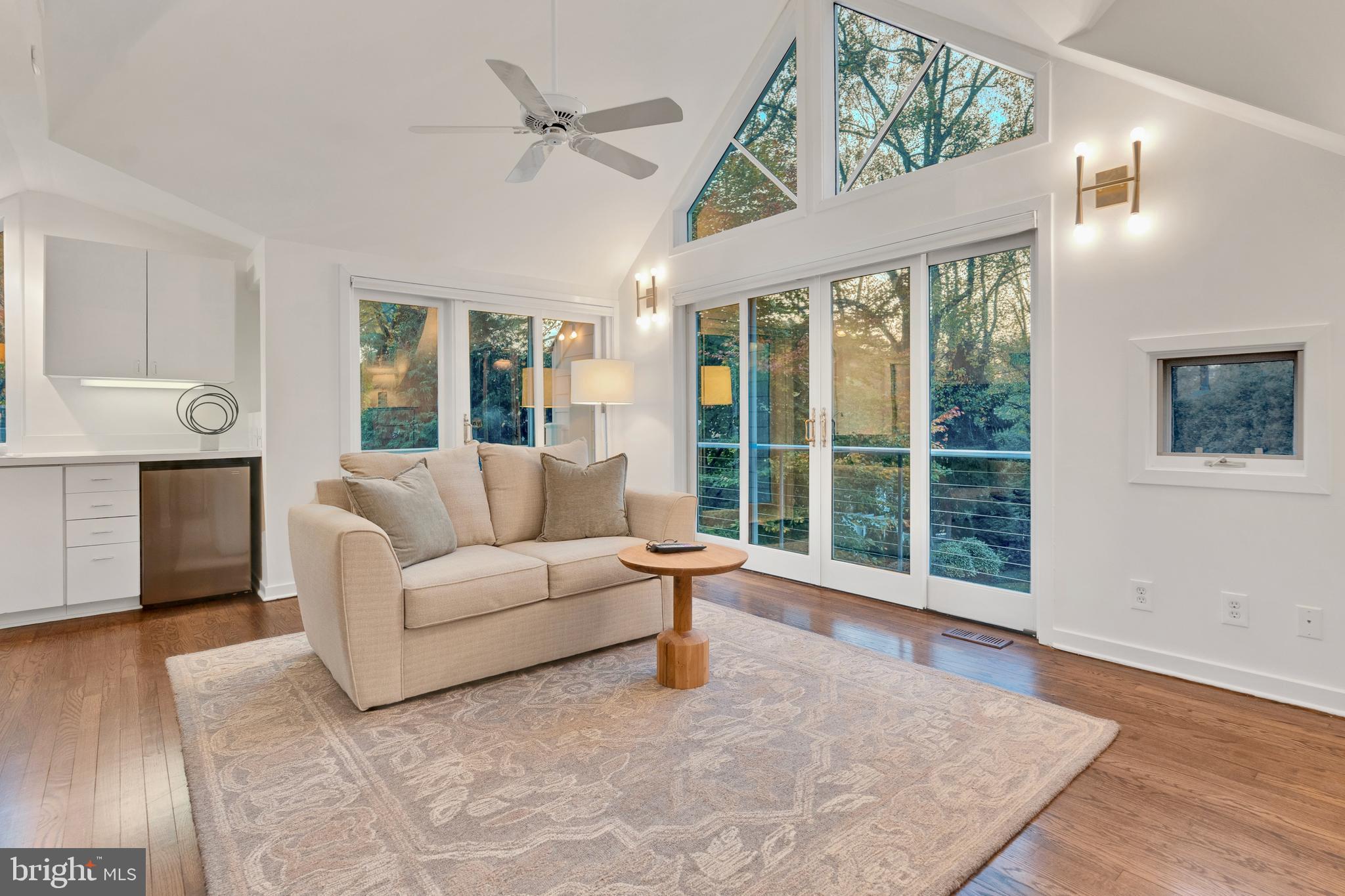 SPRING VALLEY - Residential