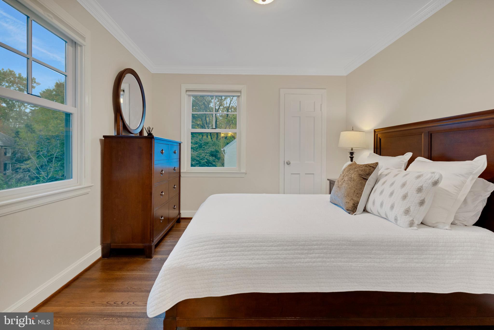 SPRING VALLEY - Residential