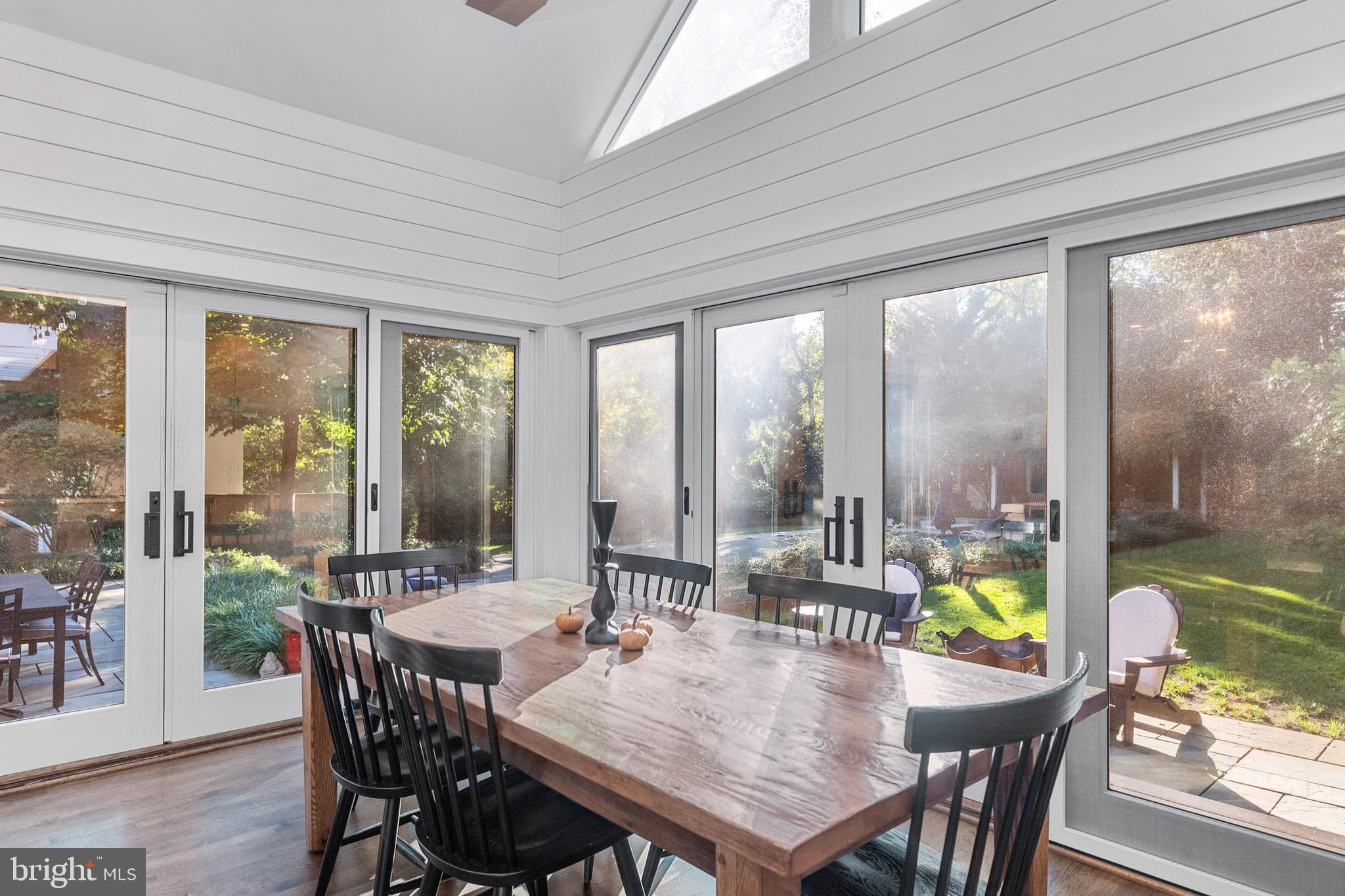 SPRING VALLEY - Residential