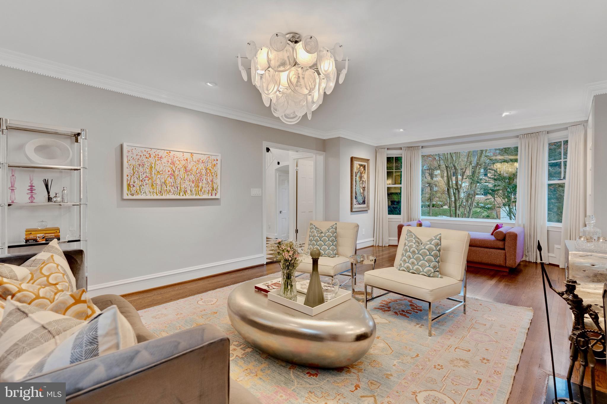 SPRING VALLEY - Residential