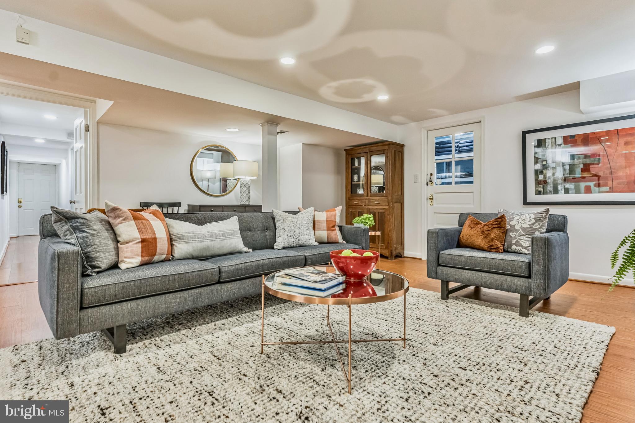 SPRING VALLEY - Residential