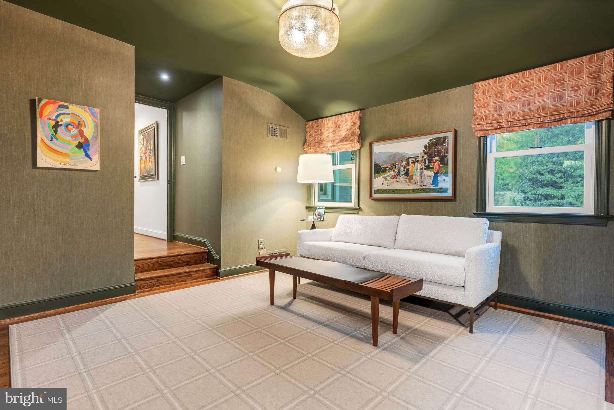 SPRING VALLEY - Residential