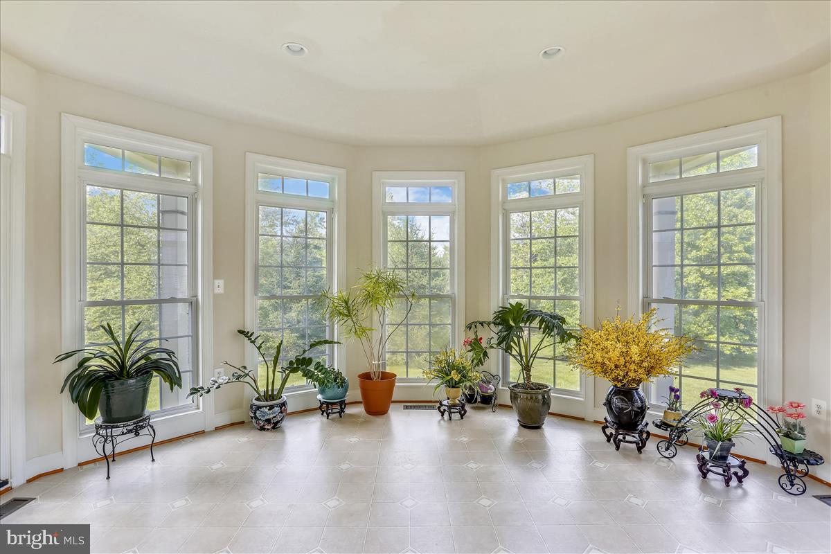 AUBURN VILLAGE AT SANDY SPRING - Residential