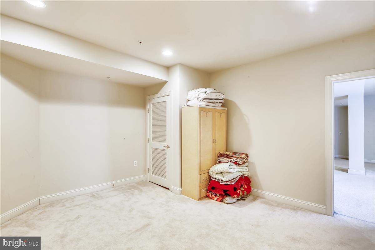 AUBURN VILLAGE AT SANDY SPRING - Residential