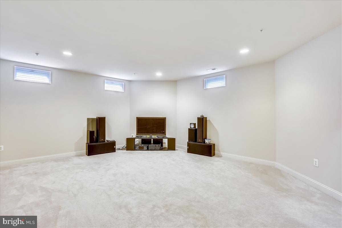 AUBURN VILLAGE AT SANDY SPRING - Residential