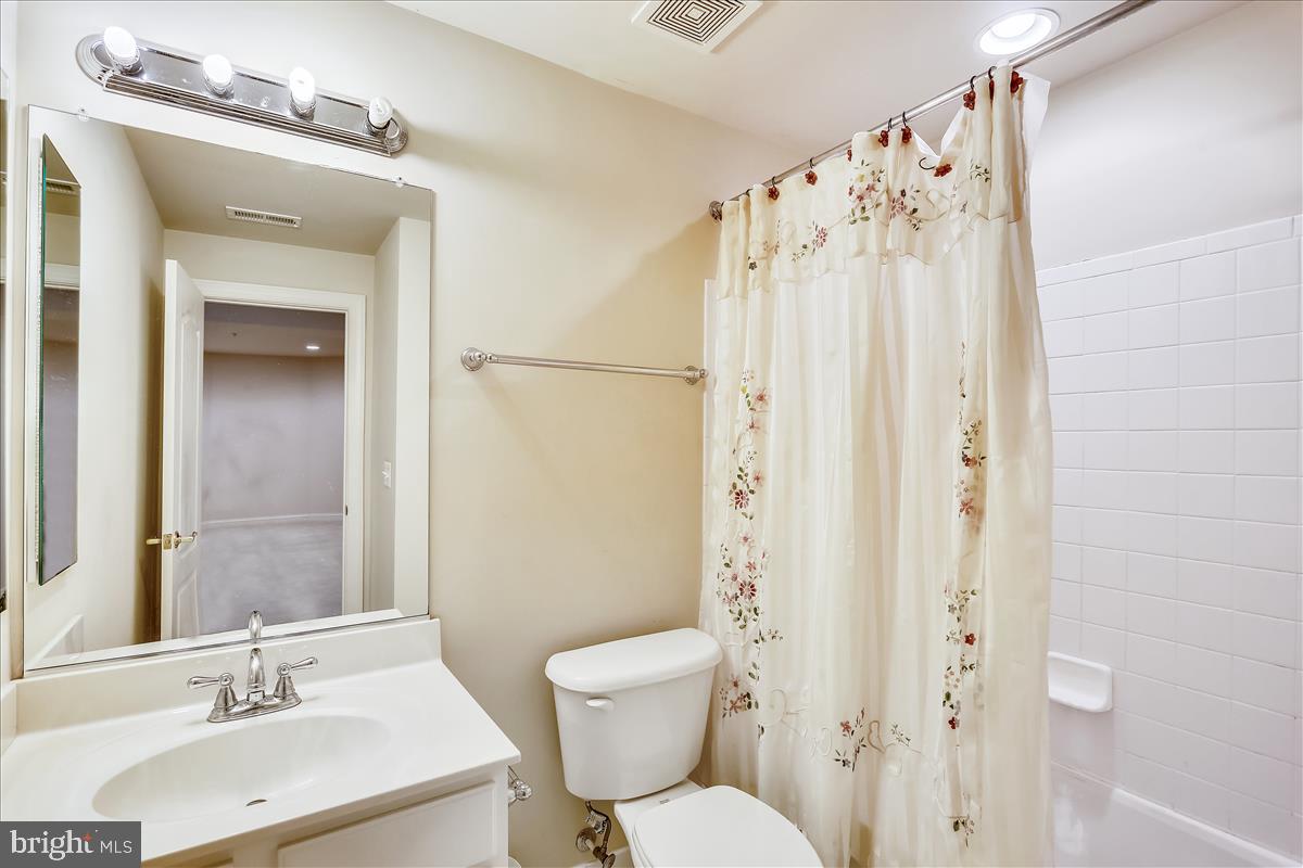 AUBURN VILLAGE AT SANDY SPRING - Residential