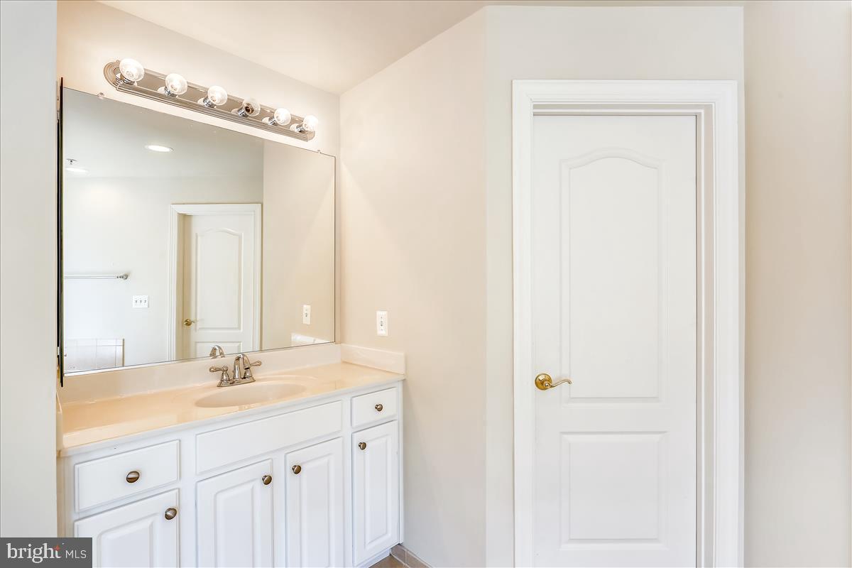 AUBURN VILLAGE AT SANDY SPRING - Residential