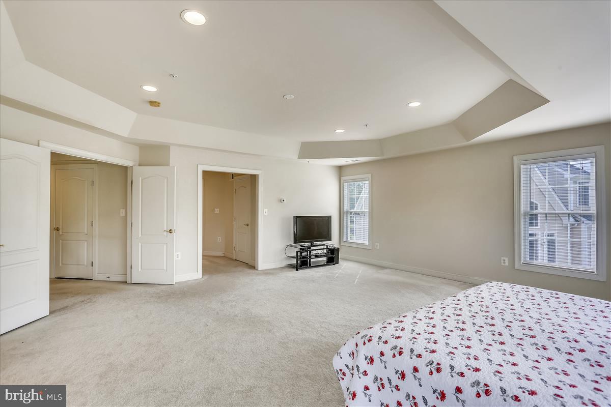 AUBURN VILLAGE AT SANDY SPRING - Residential