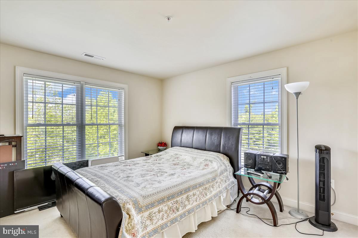 AUBURN VILLAGE AT SANDY SPRING - Residential