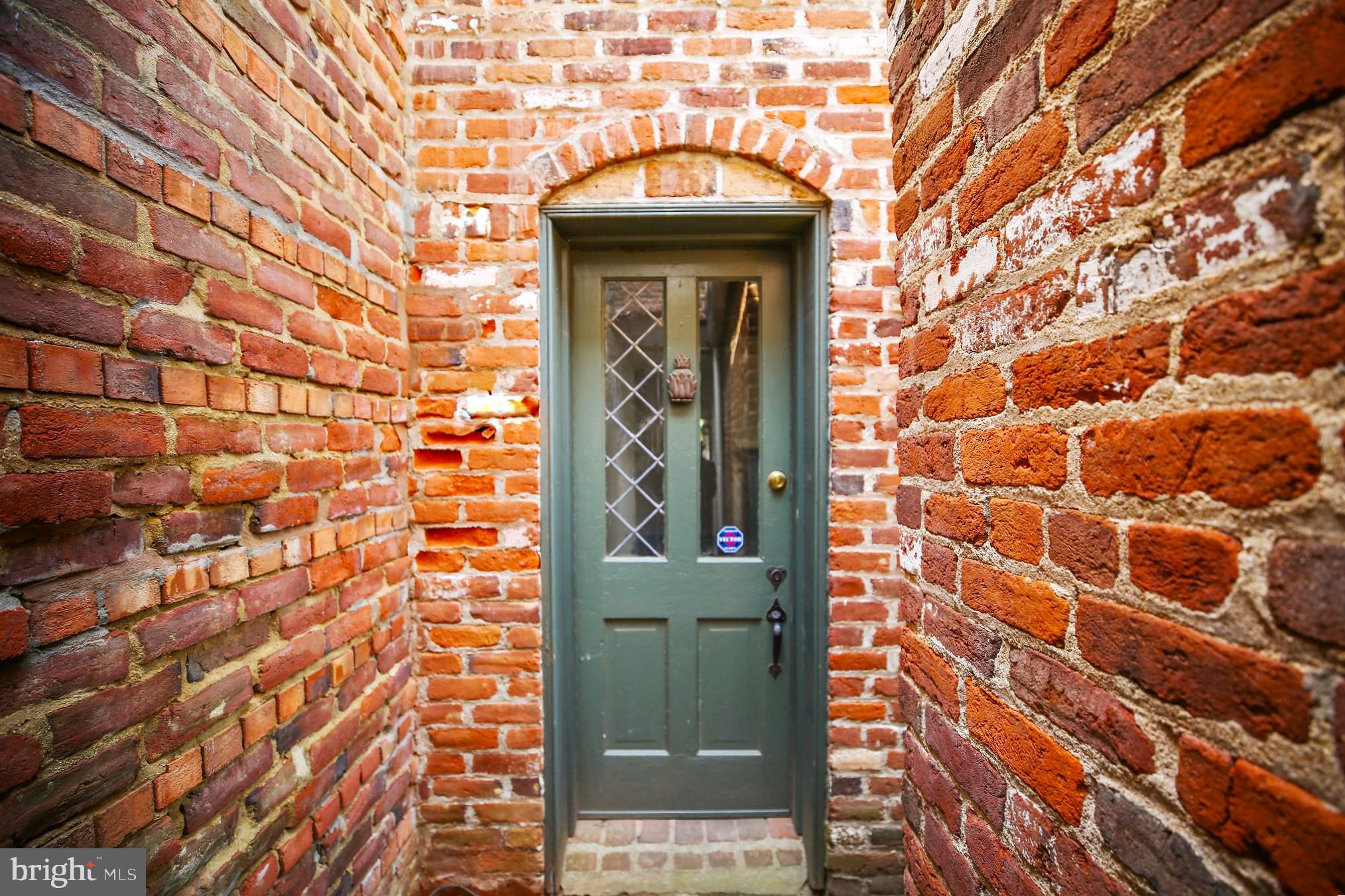 HISTORIC DISTRICT - Residential