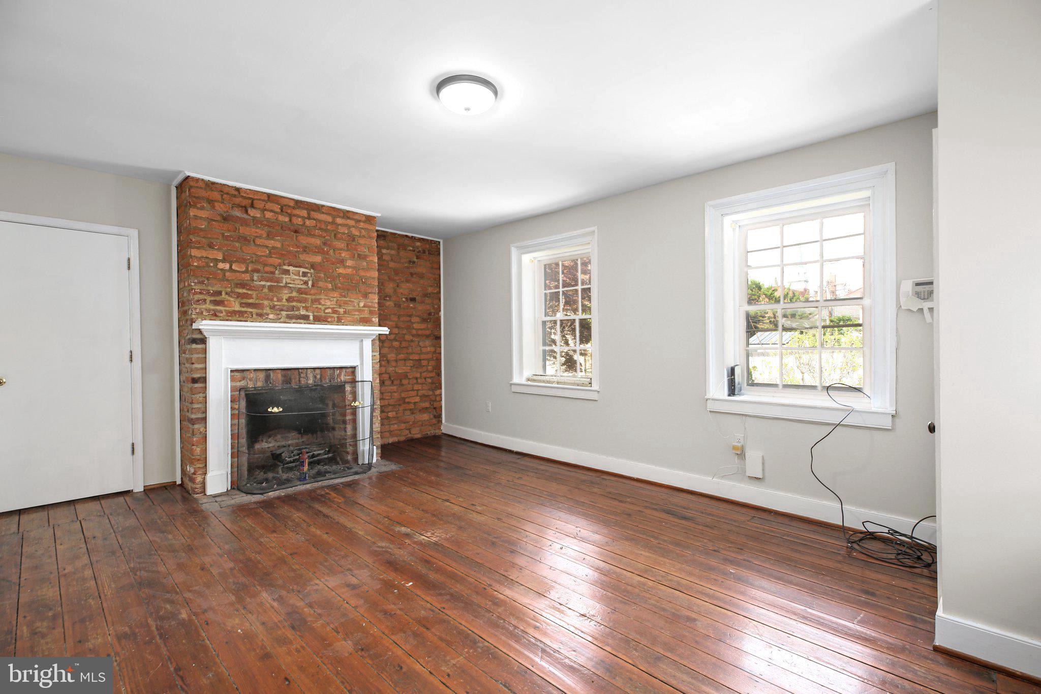 HISTORIC DISTRICT - Residential