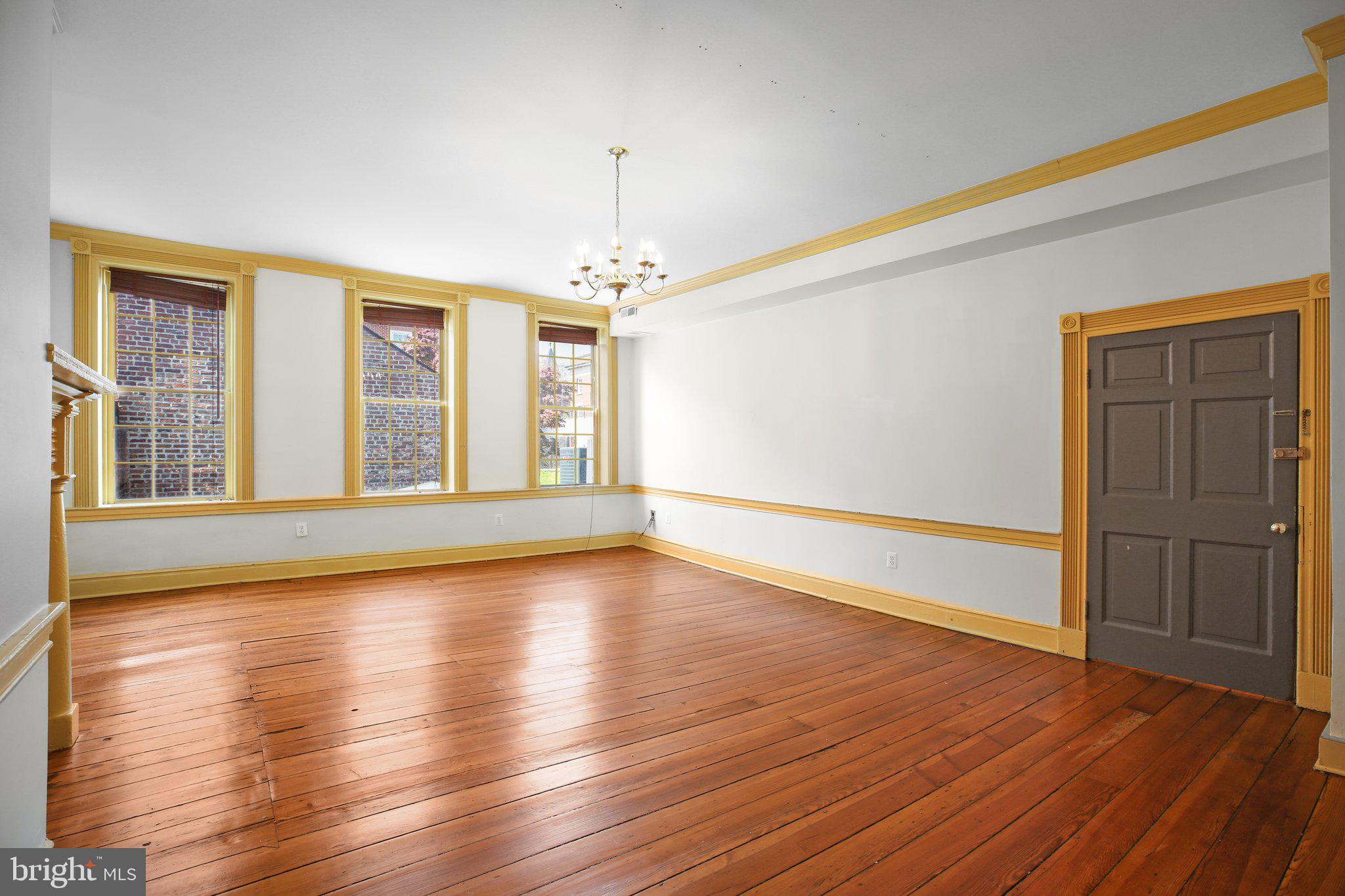 HISTORIC DISTRICT - Residential