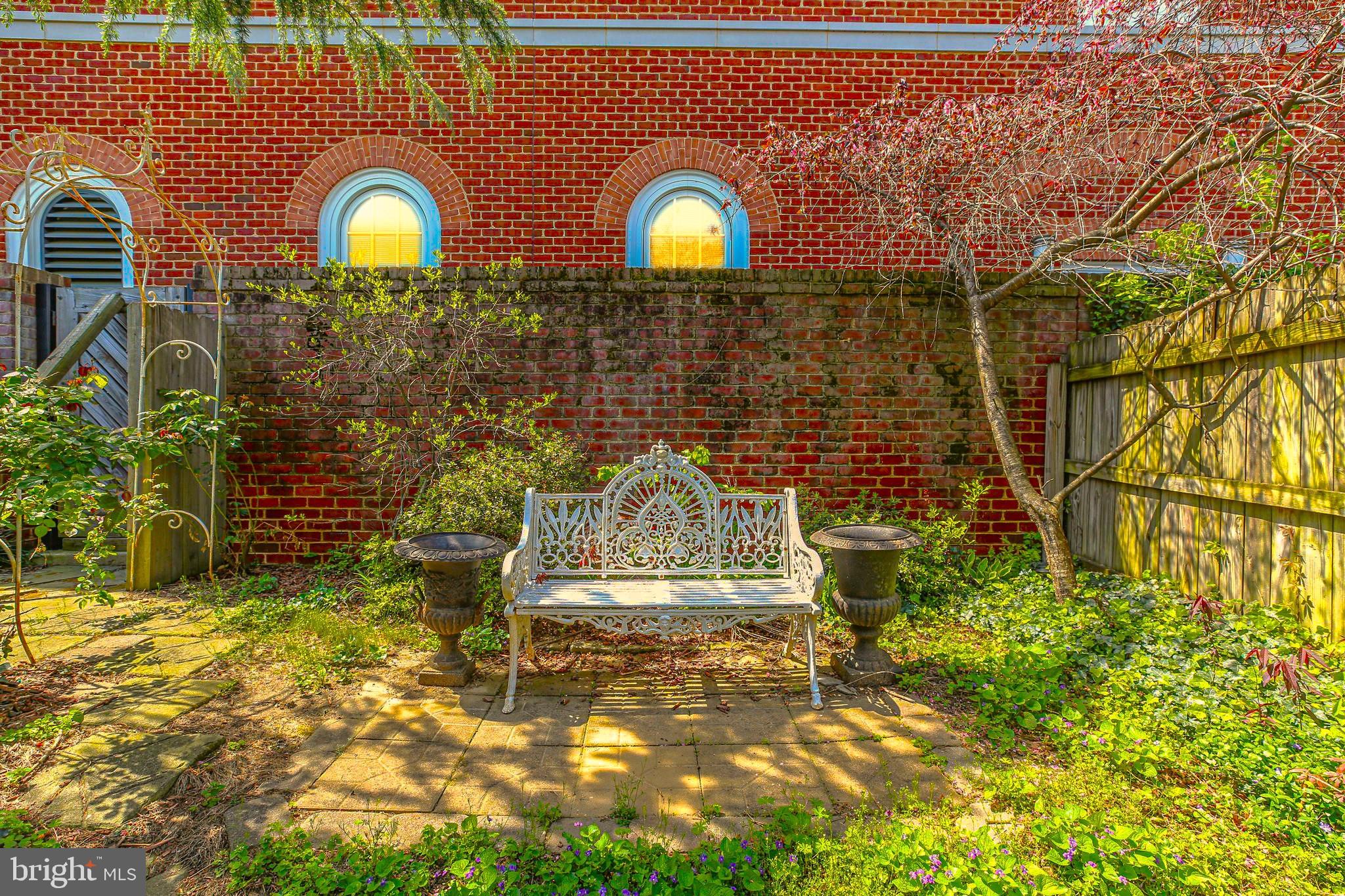 HISTORIC DISTRICT - Residential