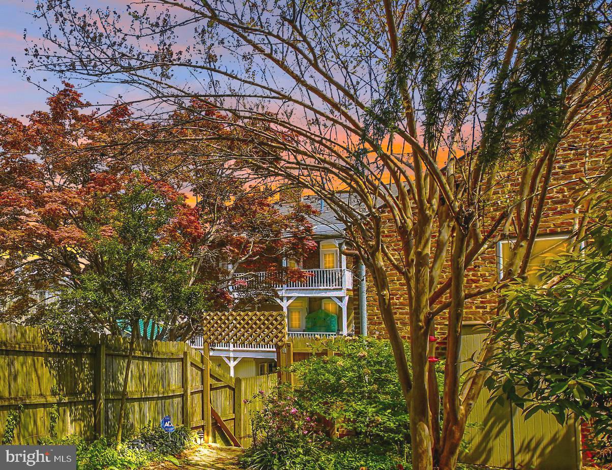 HISTORIC DISTRICT - Residential