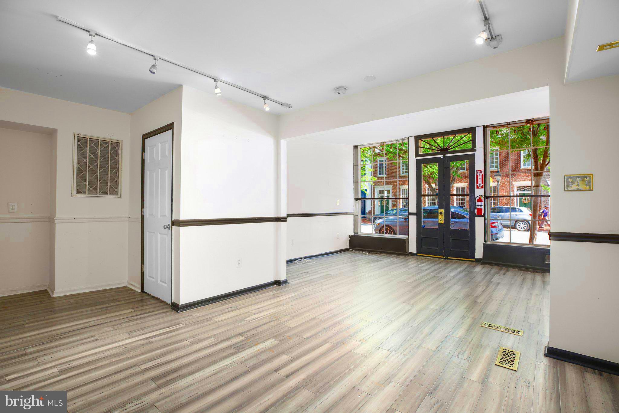 HISTORIC DISTRICT - Residential