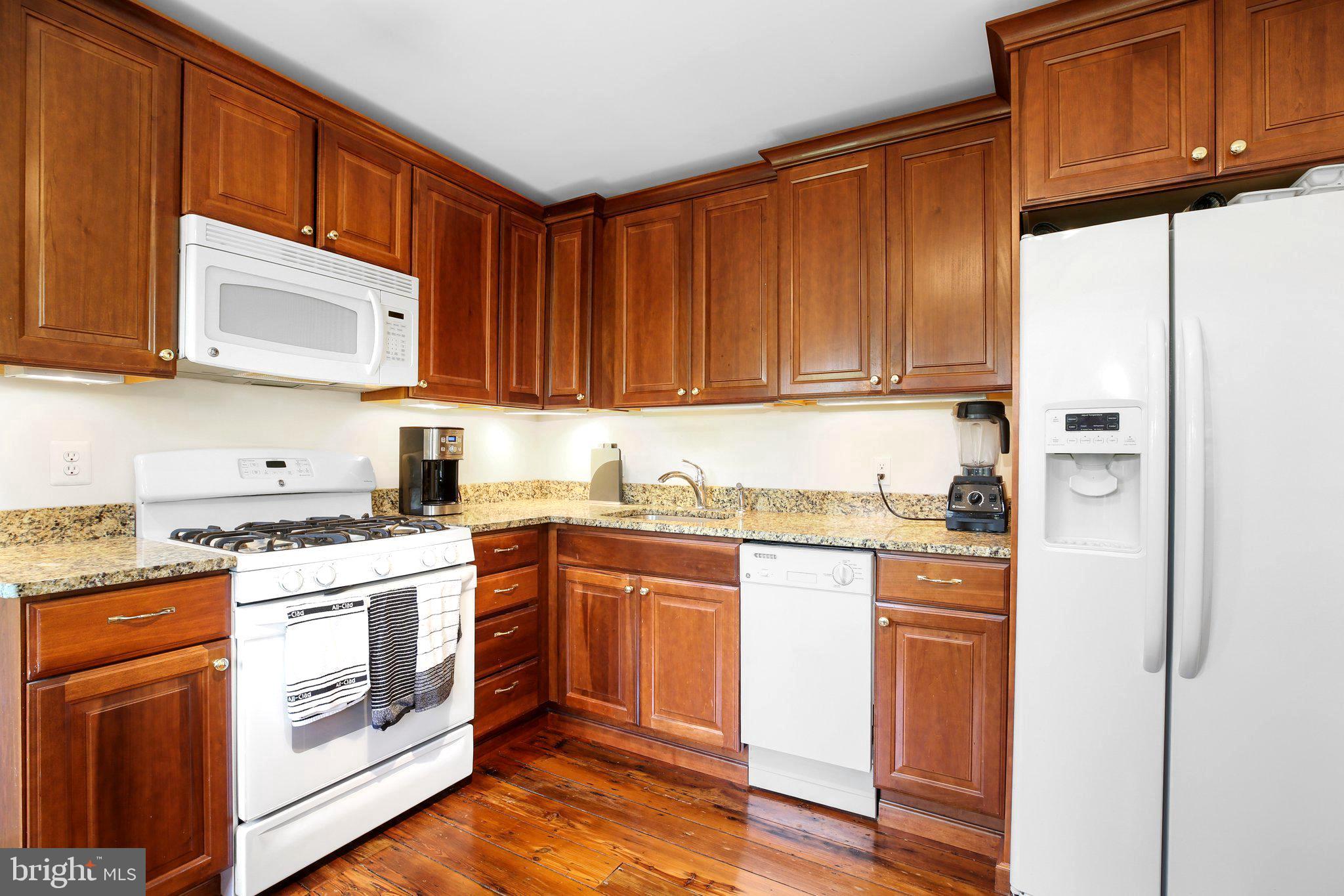 HISTORIC DISTRICT - Residential