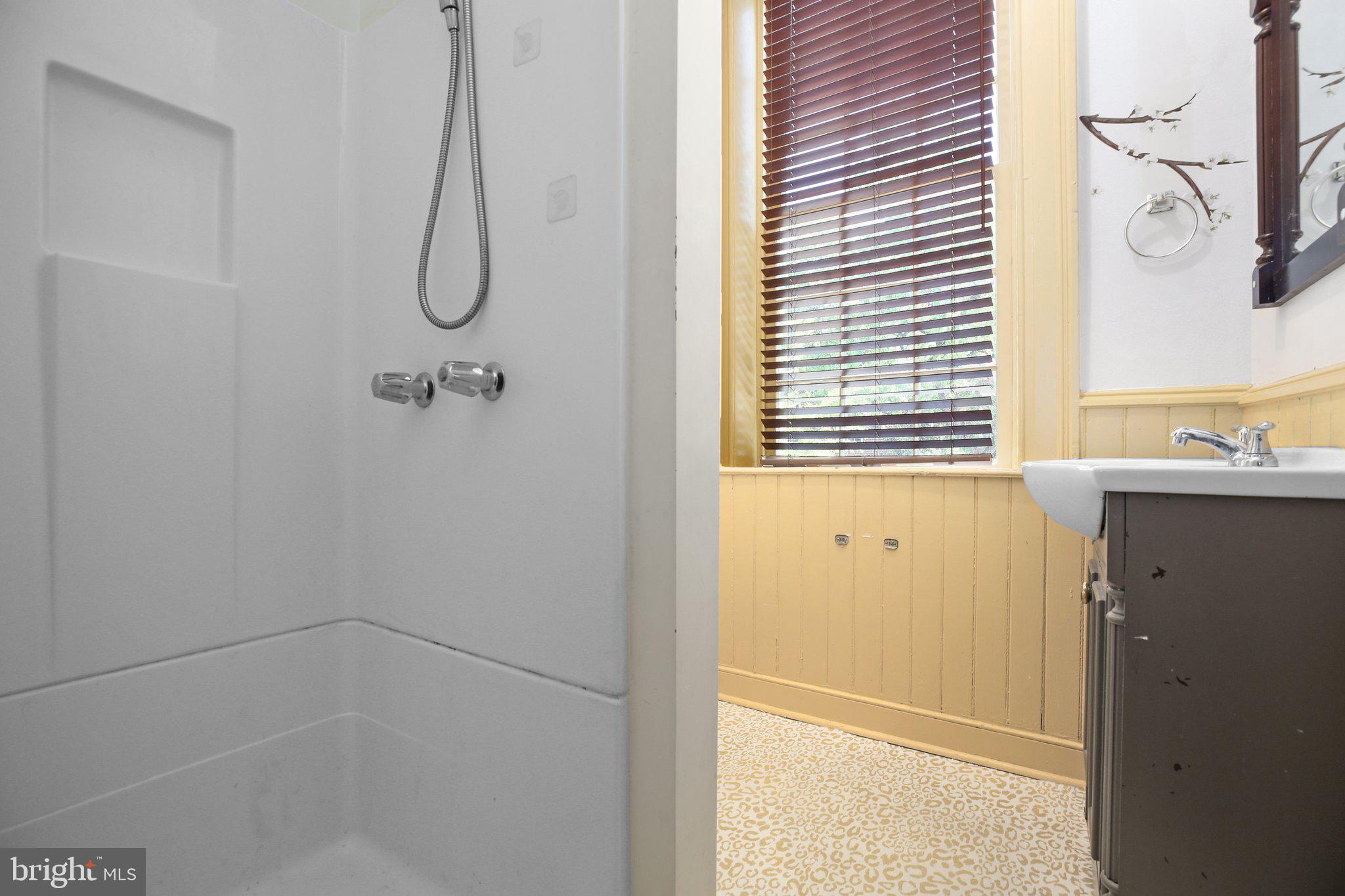 HISTORIC DISTRICT - Residential