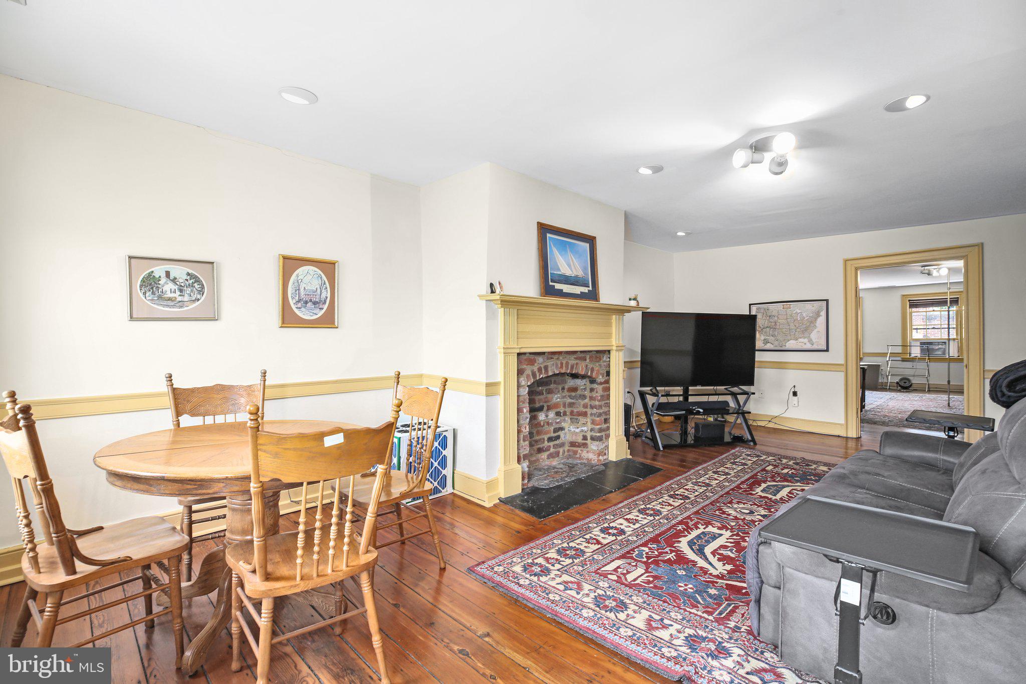 HISTORIC DISTRICT - Residential