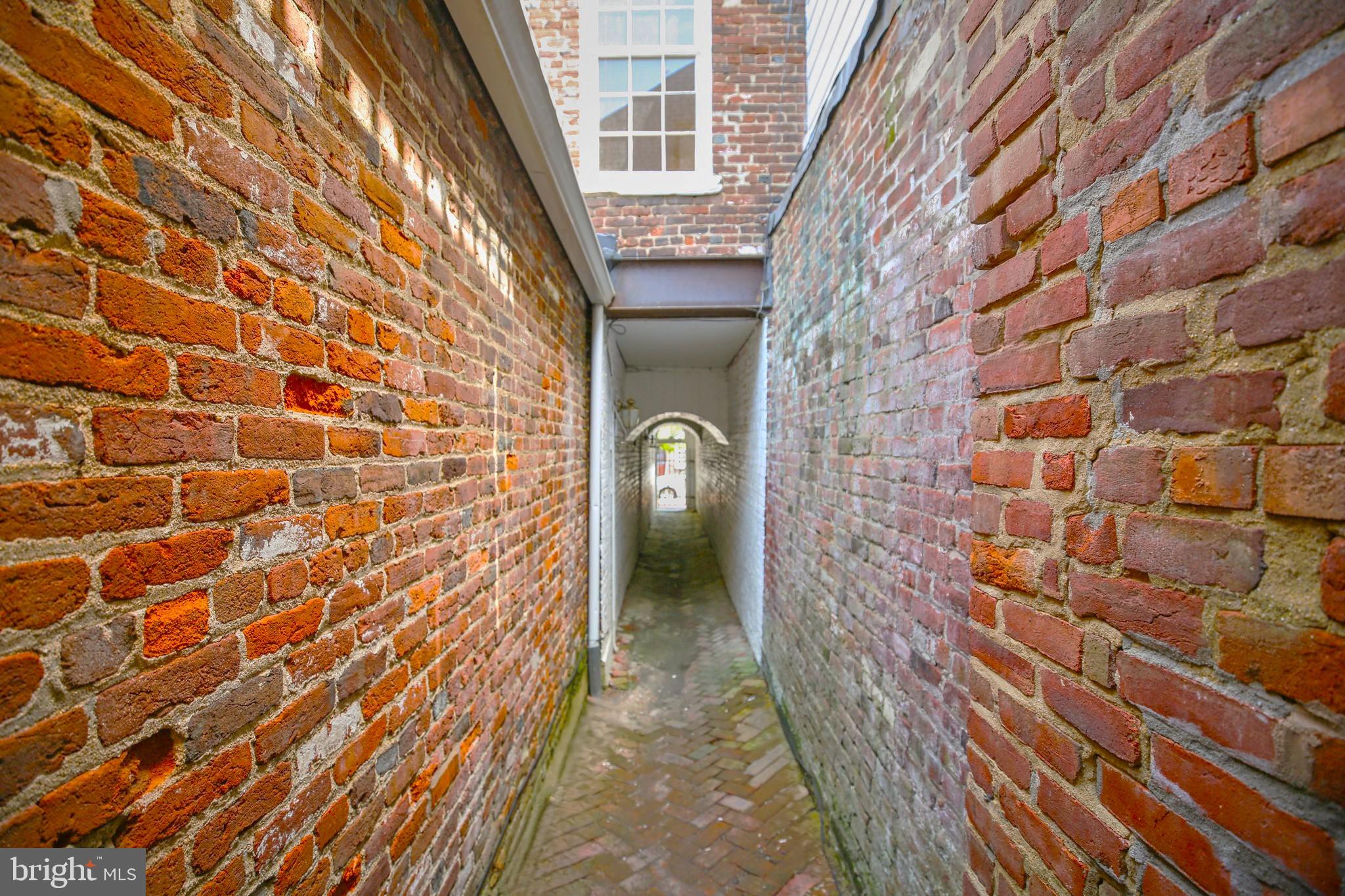 HISTORIC DISTRICT - Residential