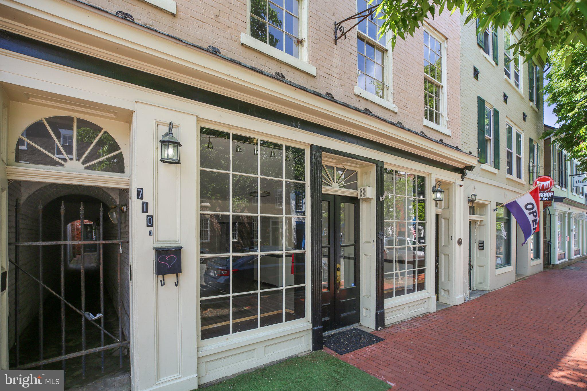 HISTORIC DISTRICT - Residential