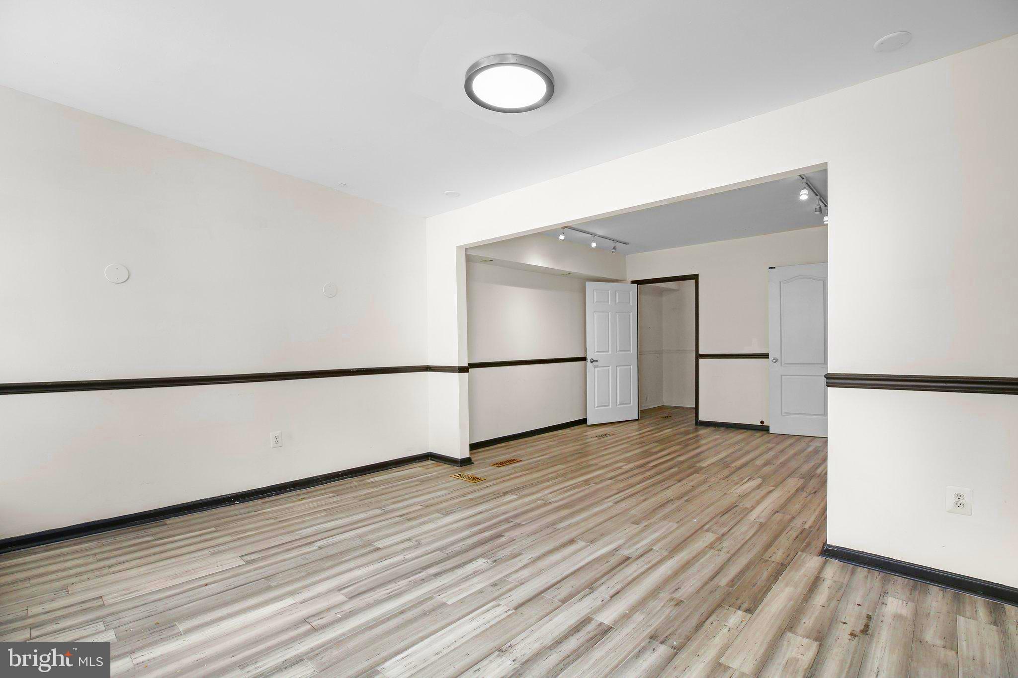 HISTORIC DISTRICT - Residential