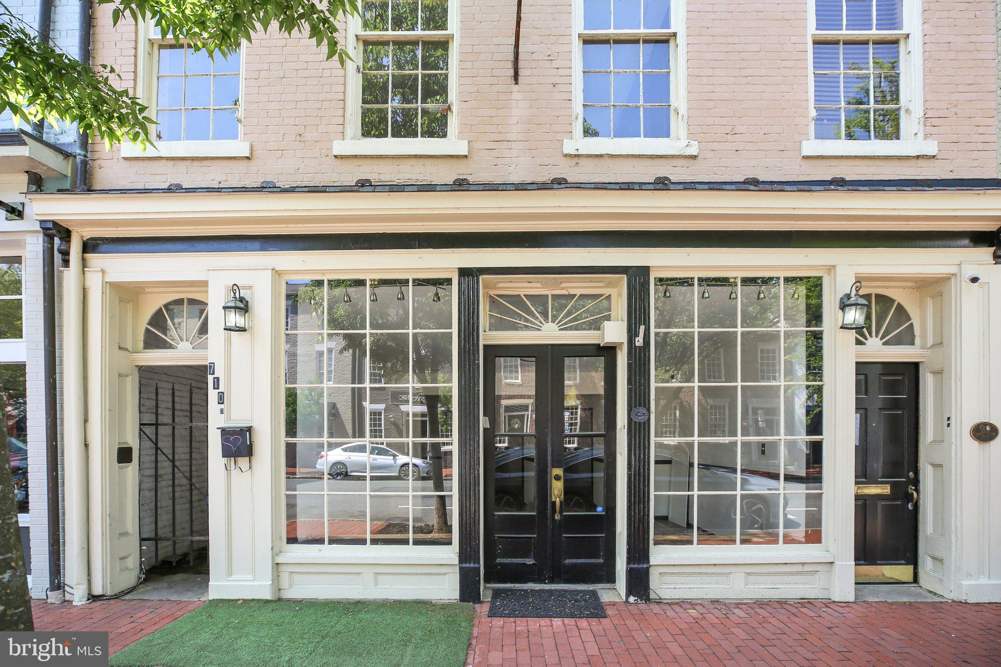 HISTORIC DISTRICT - Residential