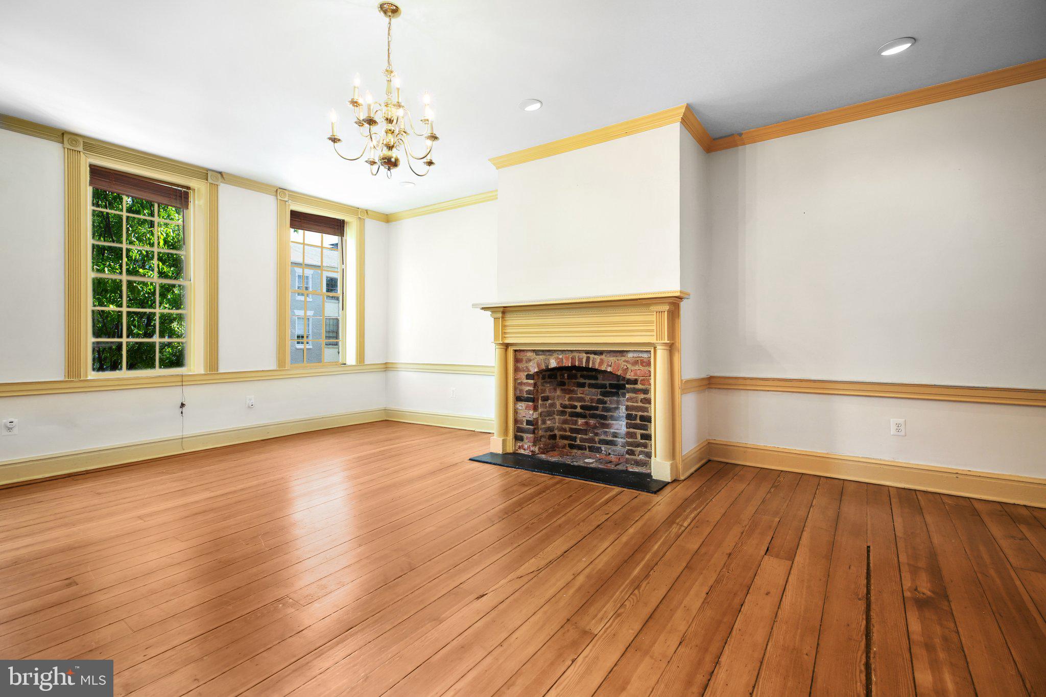 HISTORIC DISTRICT - Residential