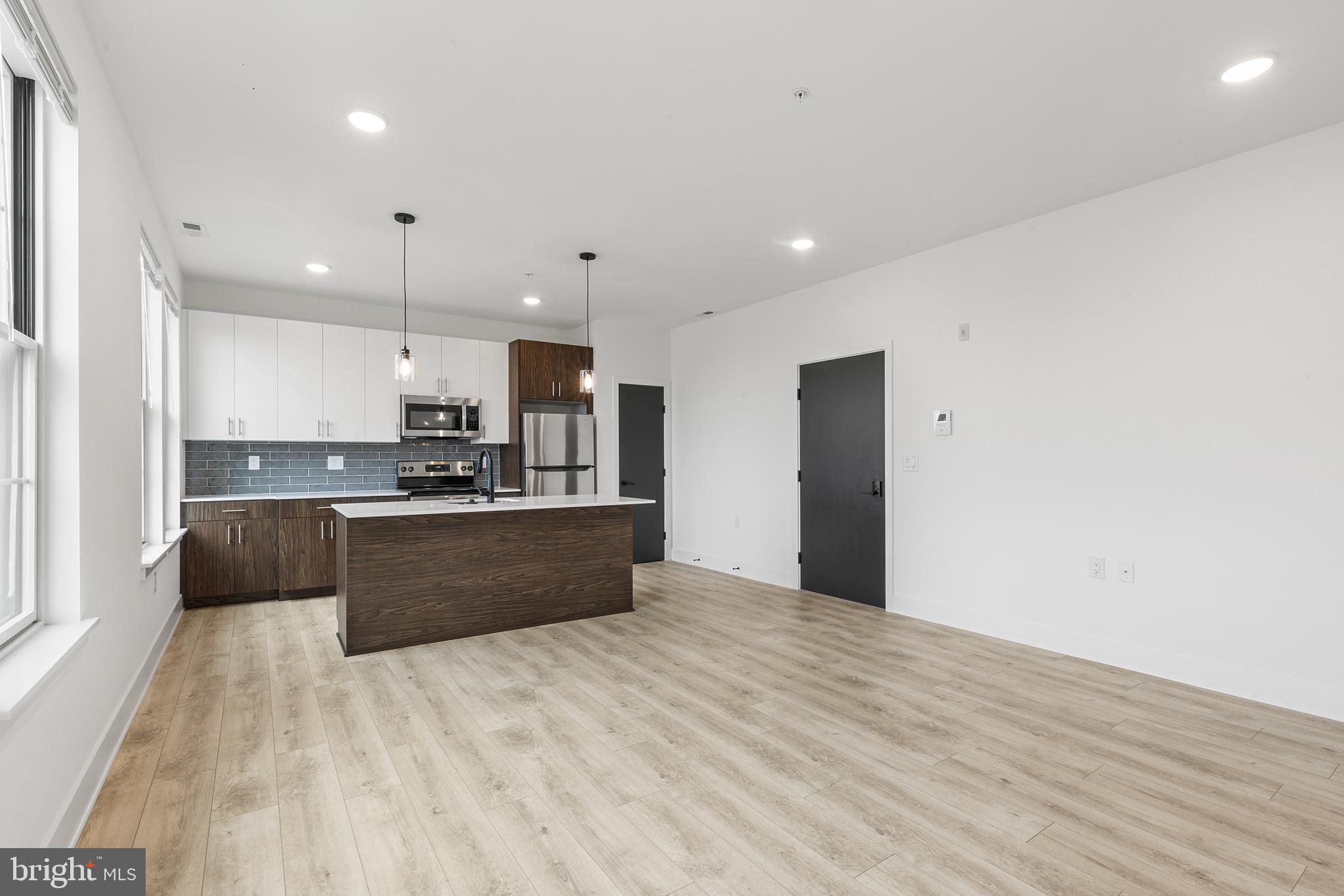 BELLA VISTA - Residential Lease