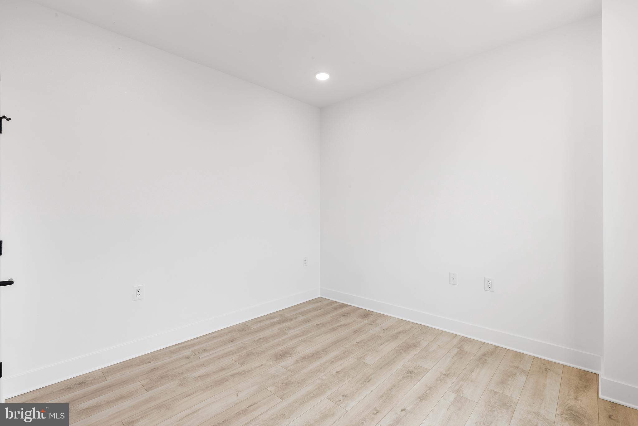 BELLA VISTA - Residential Lease