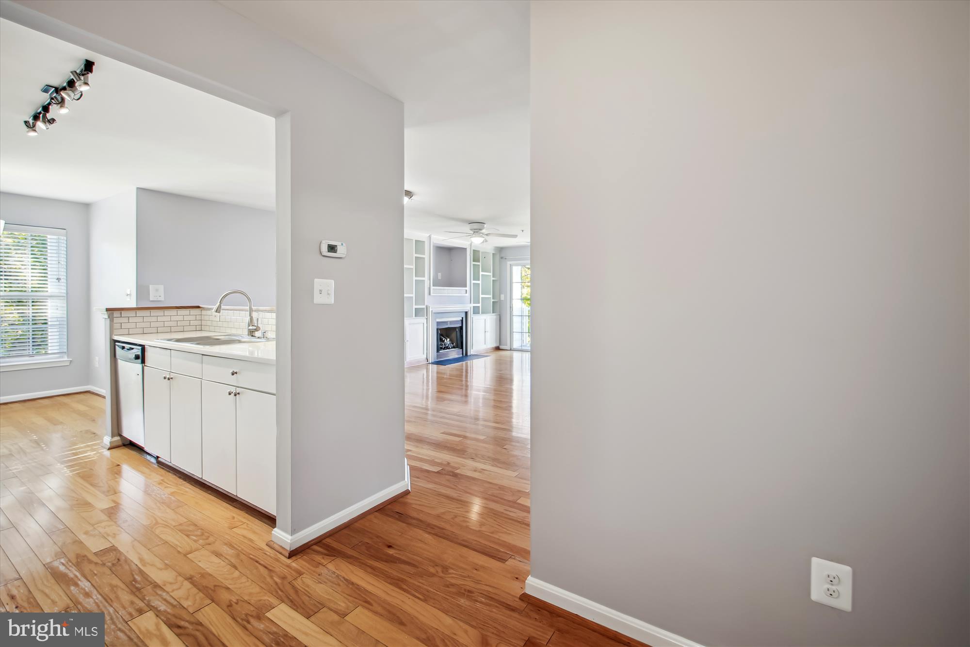 TIDEWATER COLONY - Residential Lease