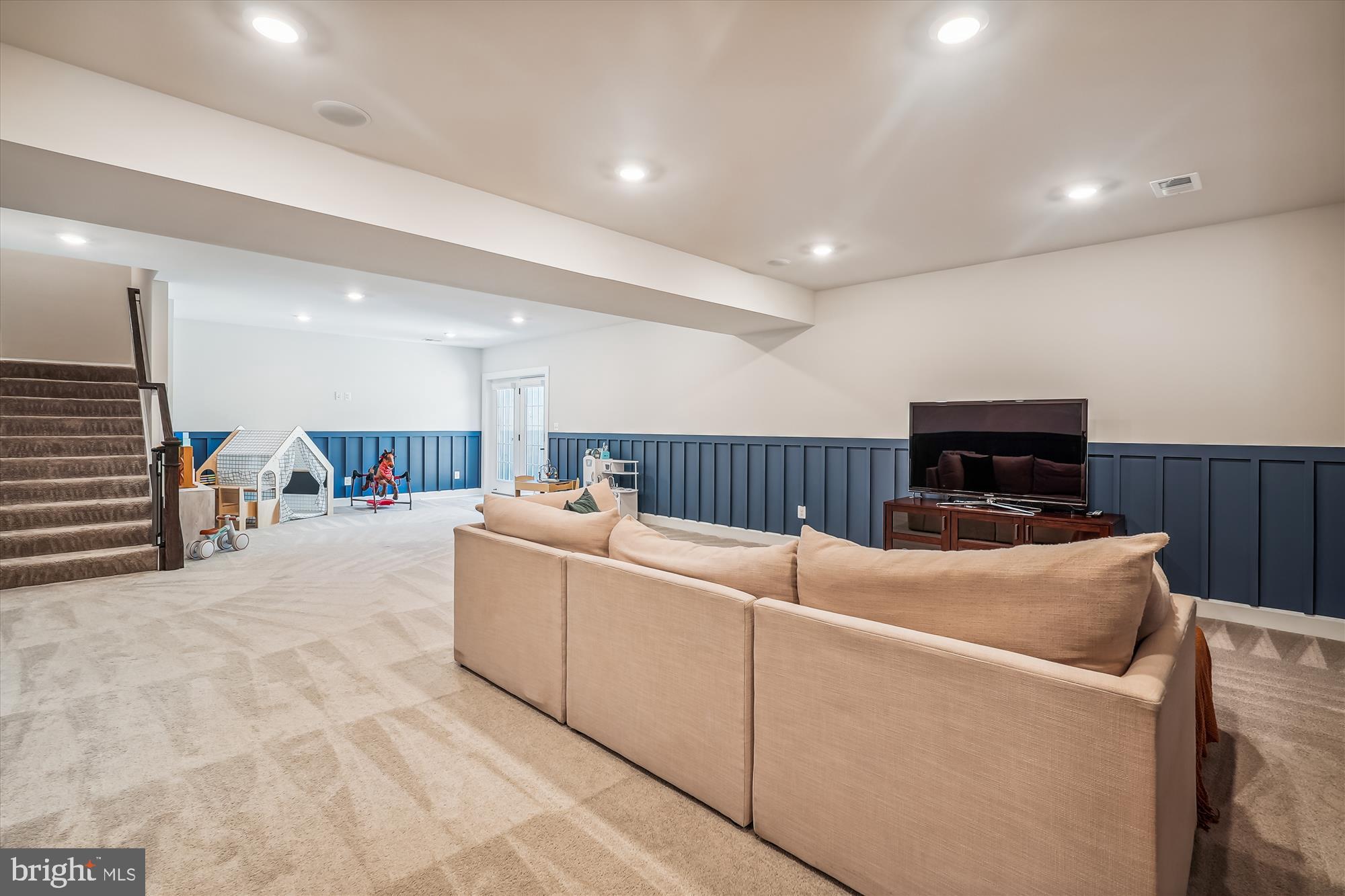 GROVE AT WILLOWSFORD - Residential