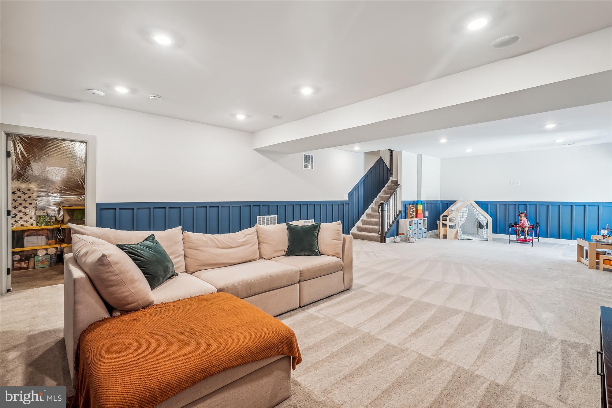 GROVE AT WILLOWSFORD - Residential