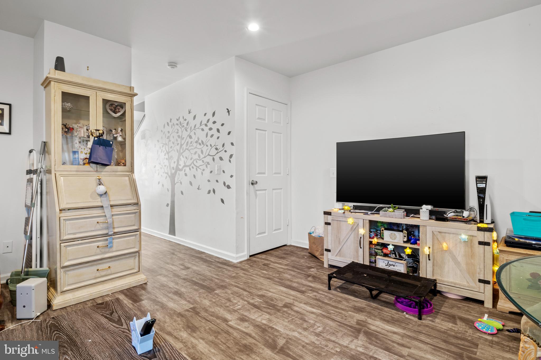 JOHNSON VILLAGE - Residential