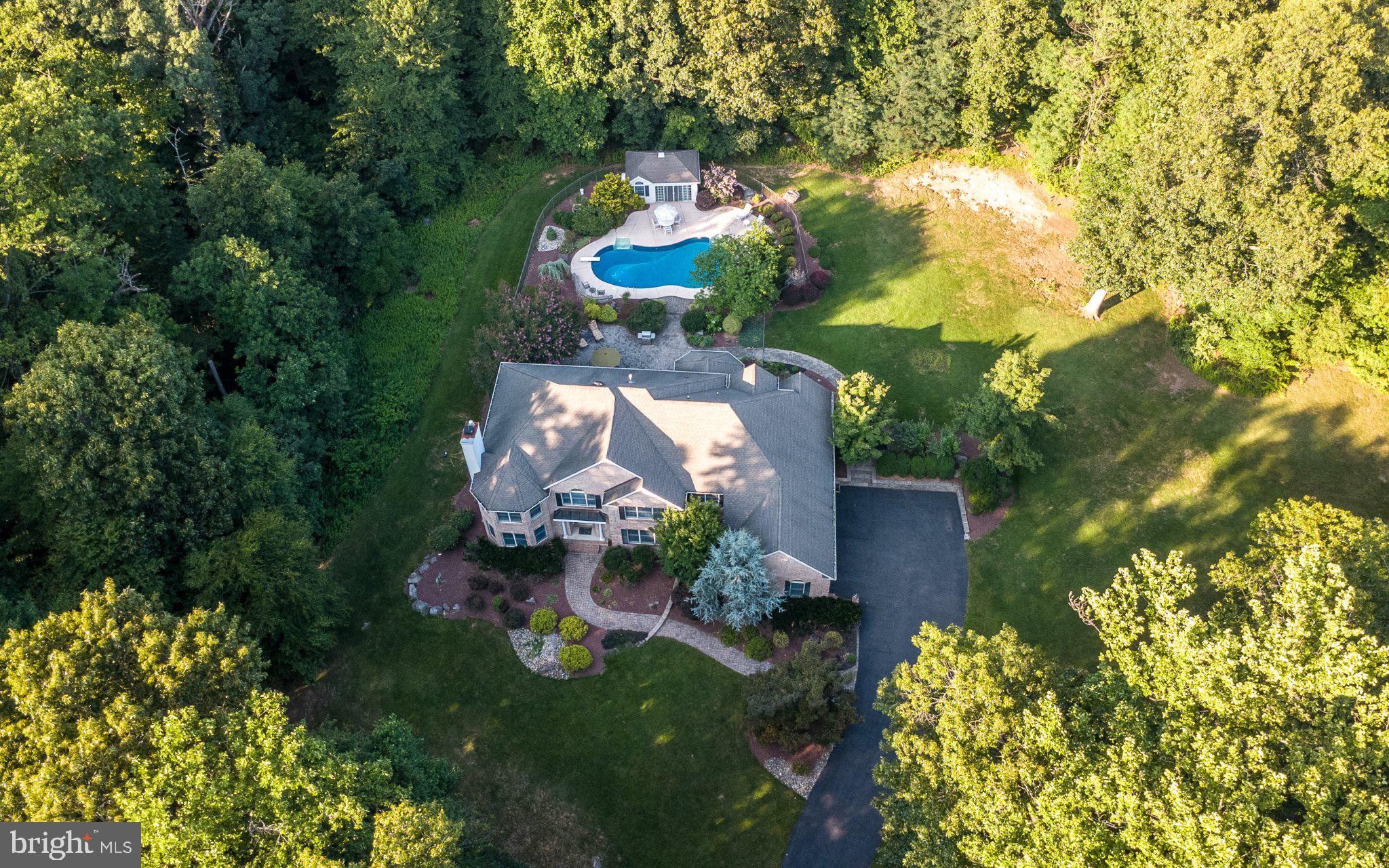 172 MOUNTAIN ROAD
