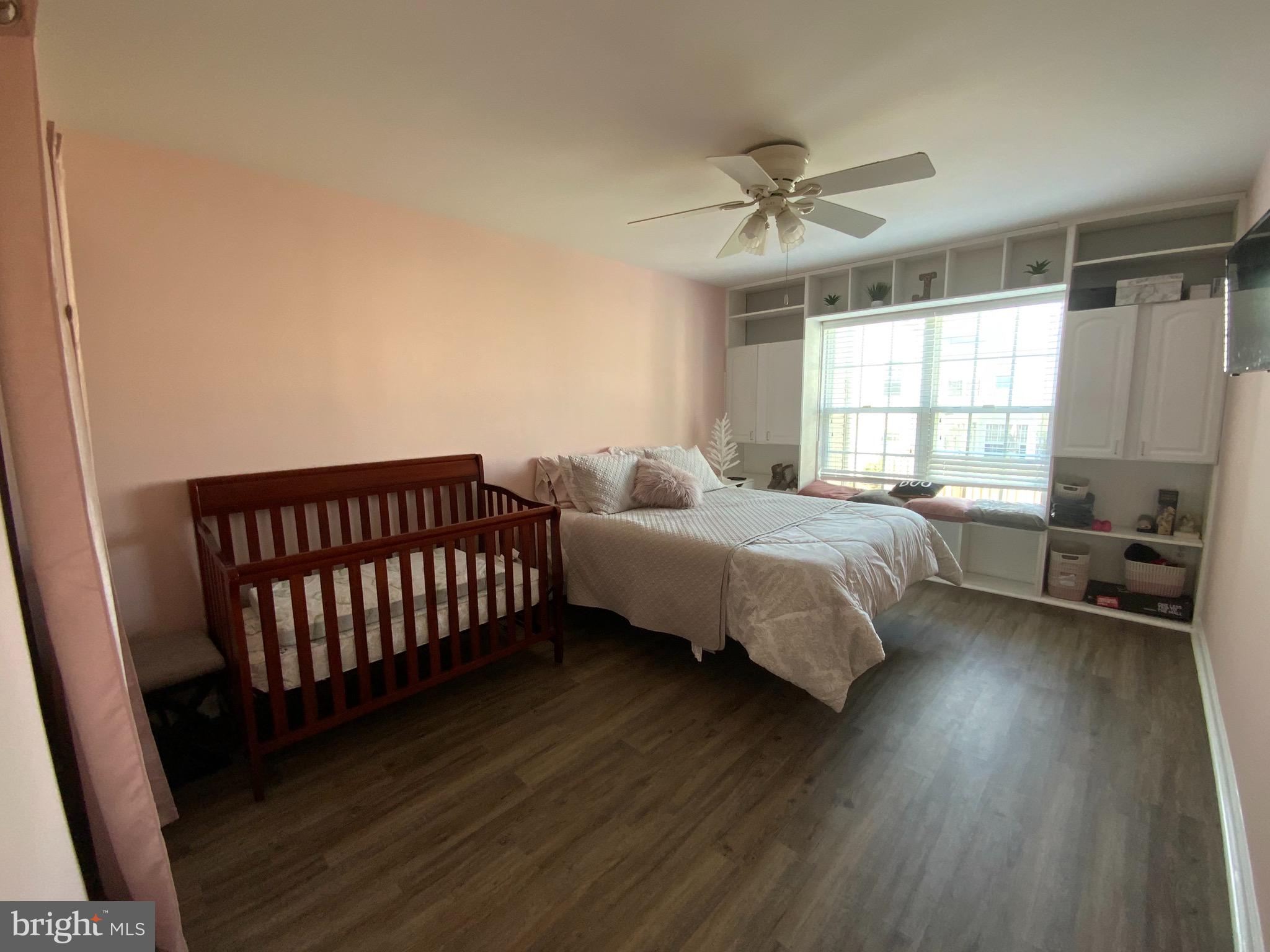 PEMBROOKE - Residential