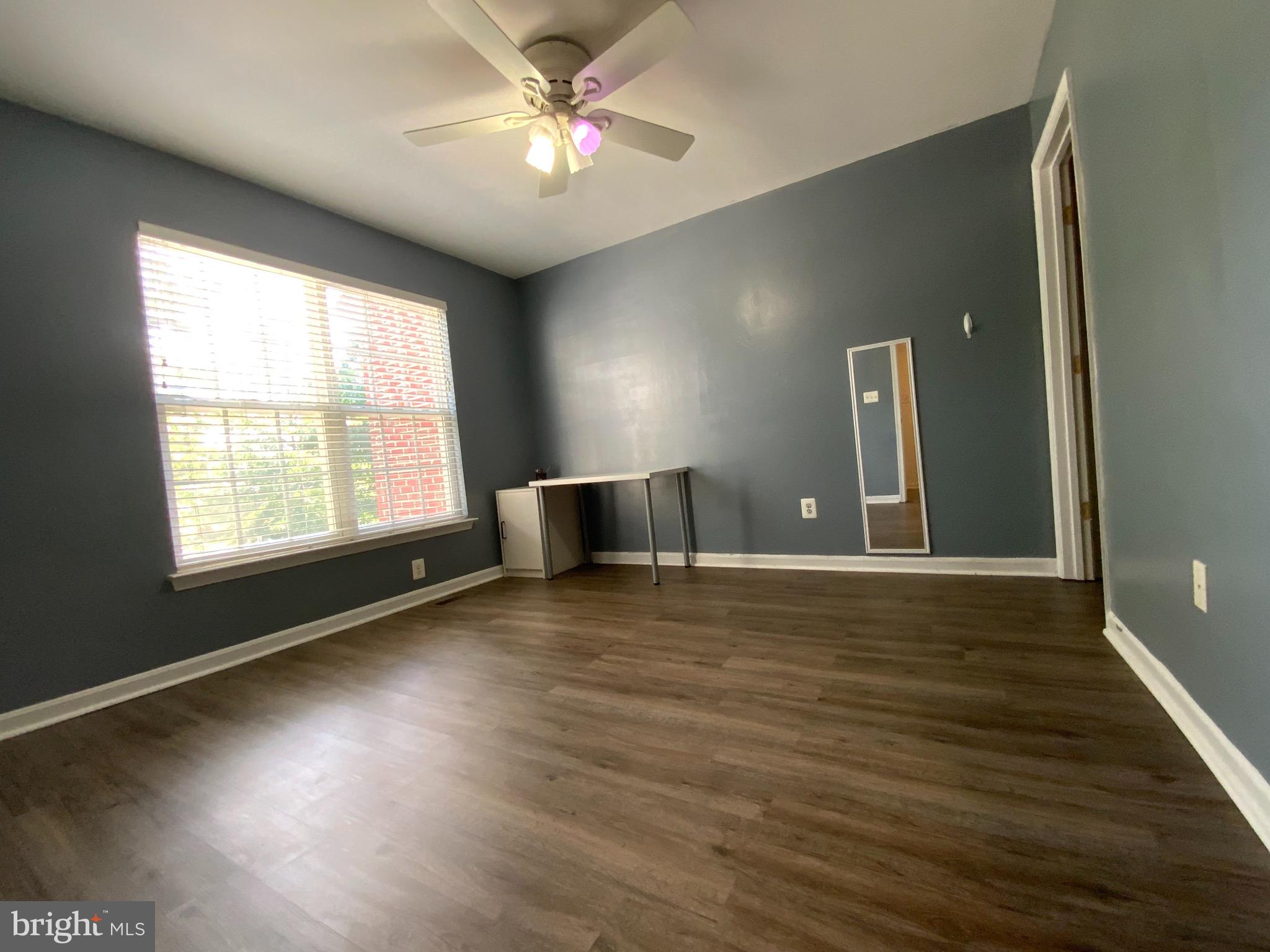 PEMBROOKE - Residential