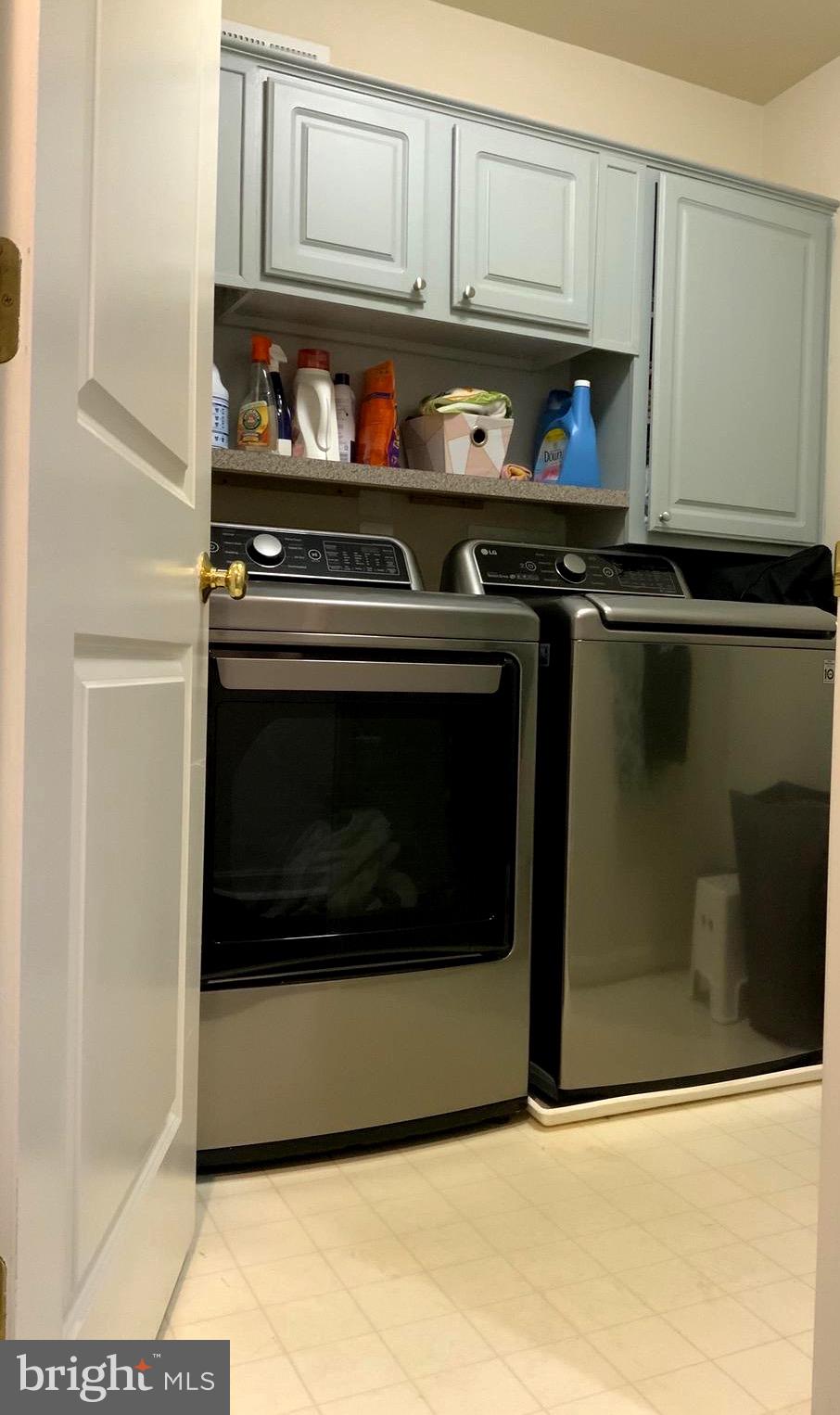 PEMBROOKE - Residential