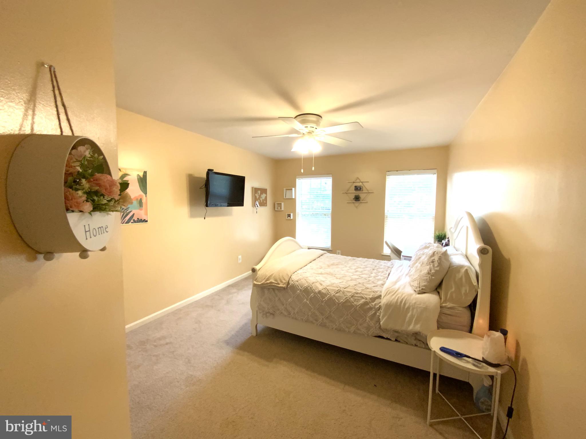 PEMBROOKE - Residential