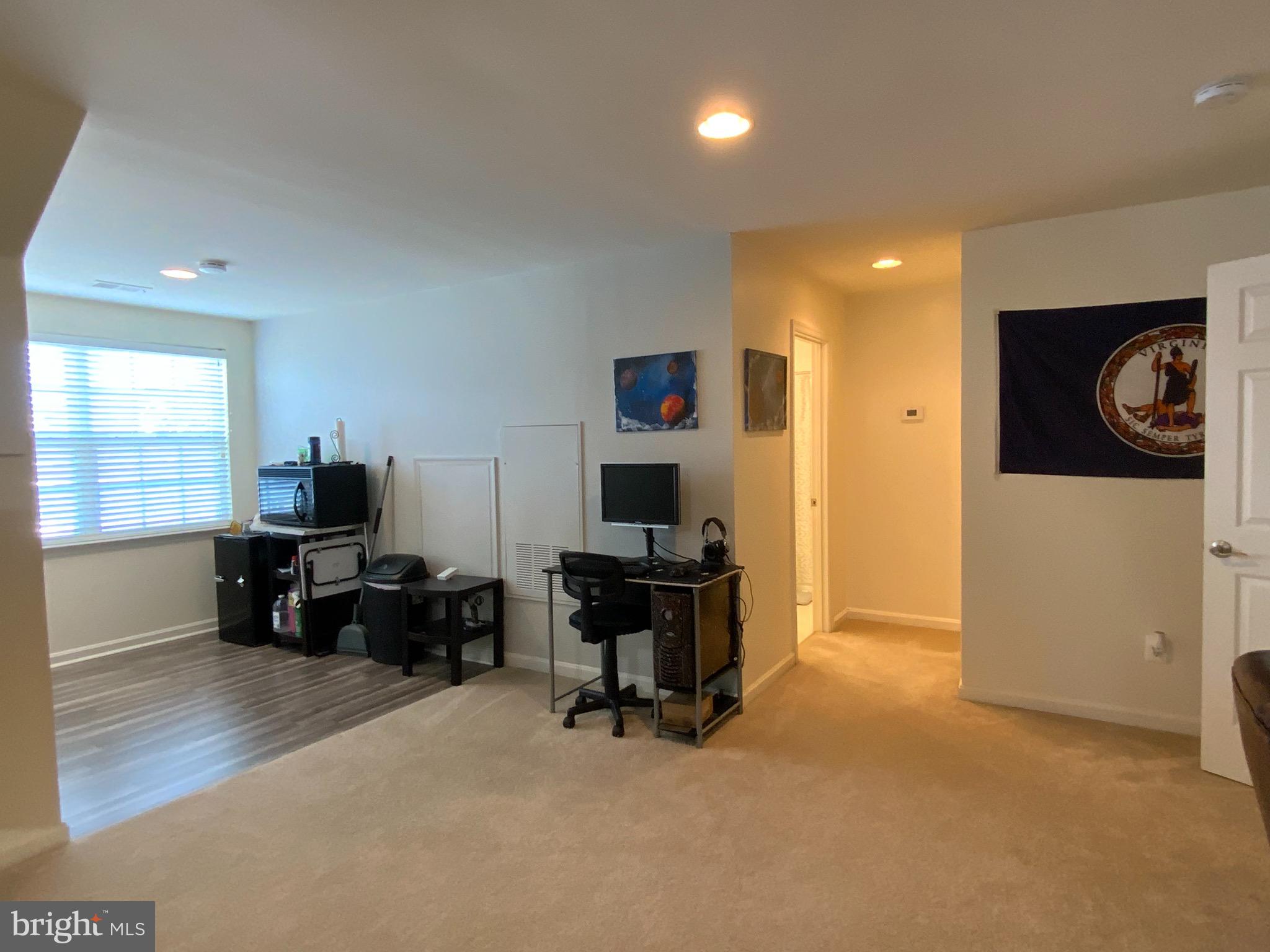 PEMBROOKE - Residential