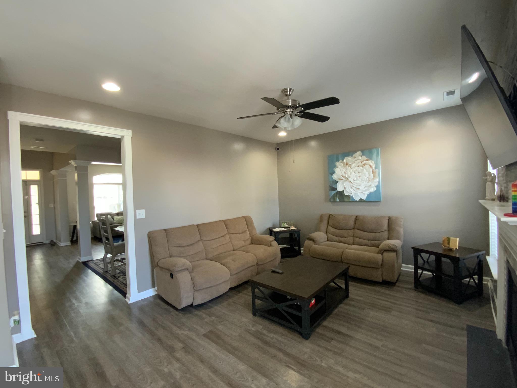 PEMBROOKE - Residential