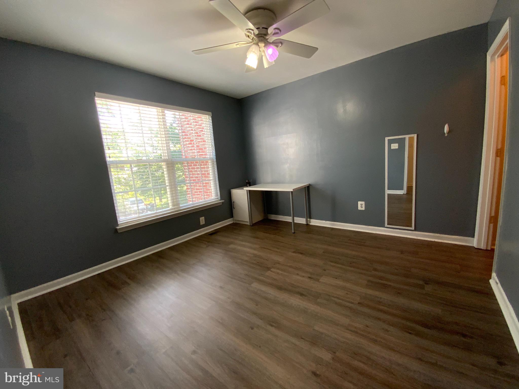 PEMBROOKE - Residential