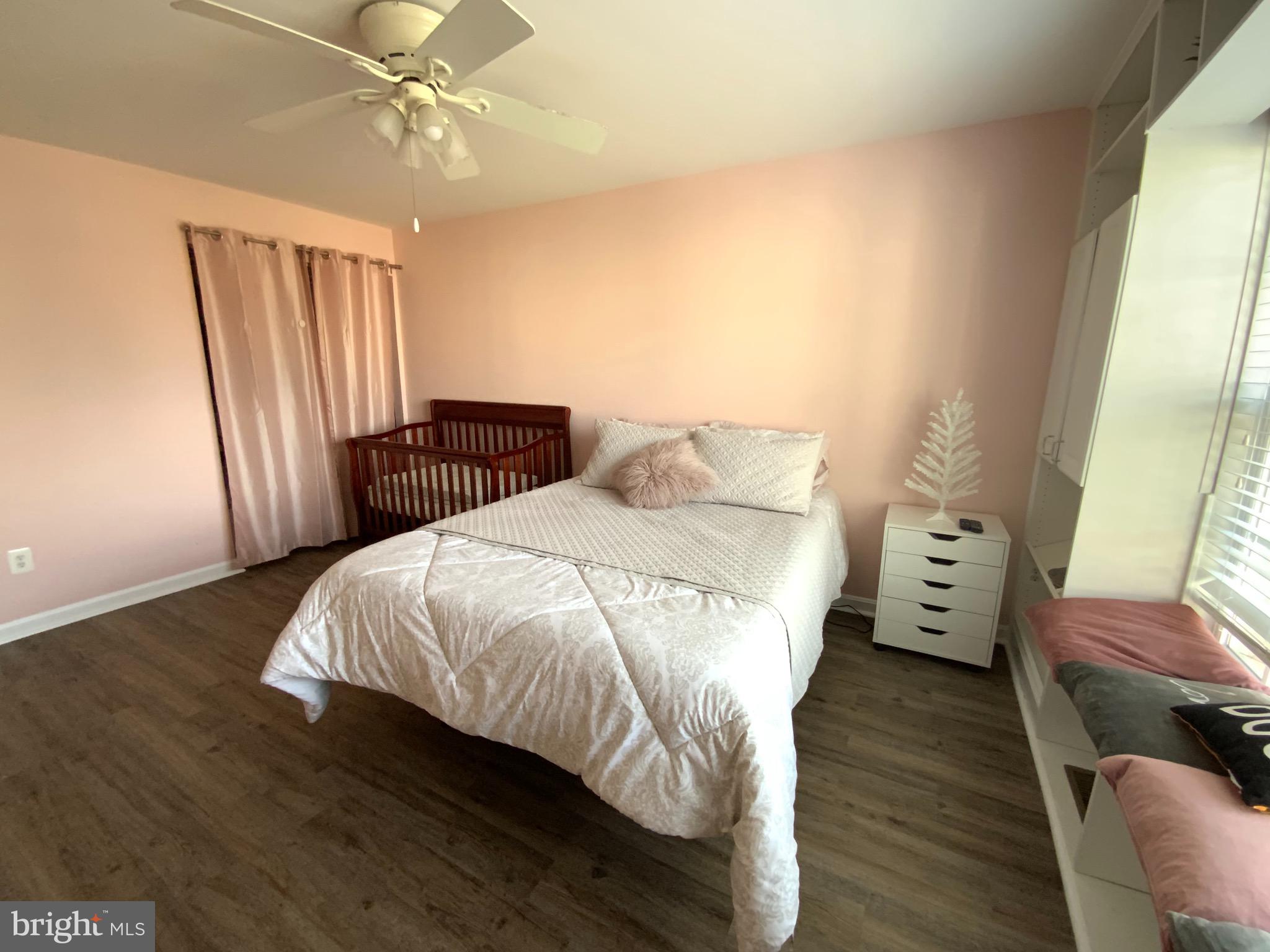 PEMBROOKE - Residential